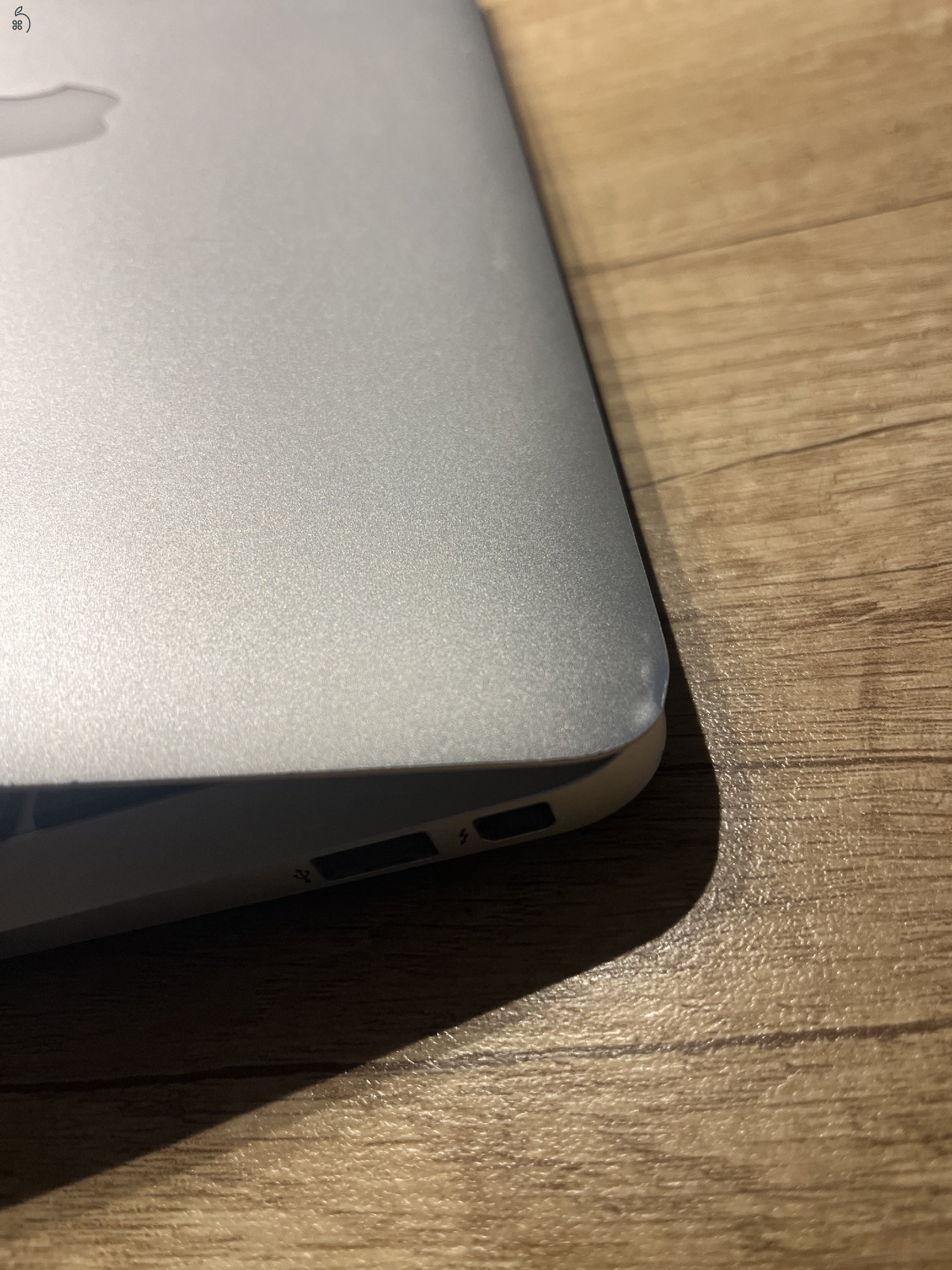 MacBook Air Core i5, 1.3 11”használtan eladó