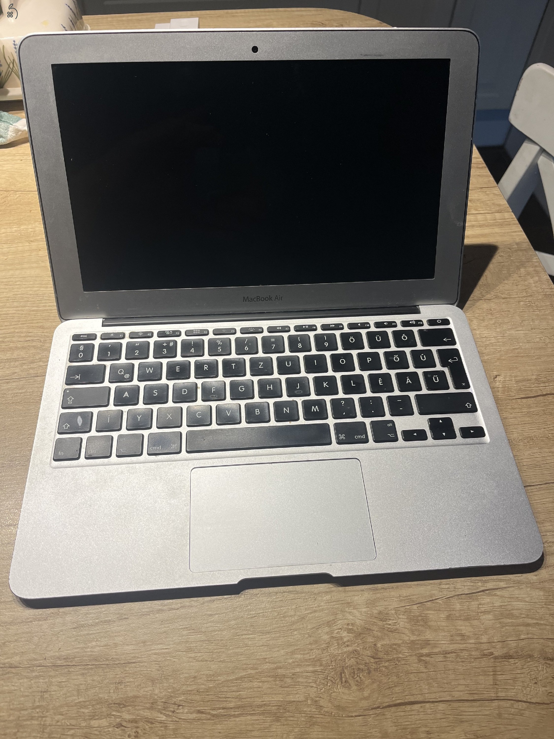 MacBook Air Core i5, 1.3 11”használtan eladó