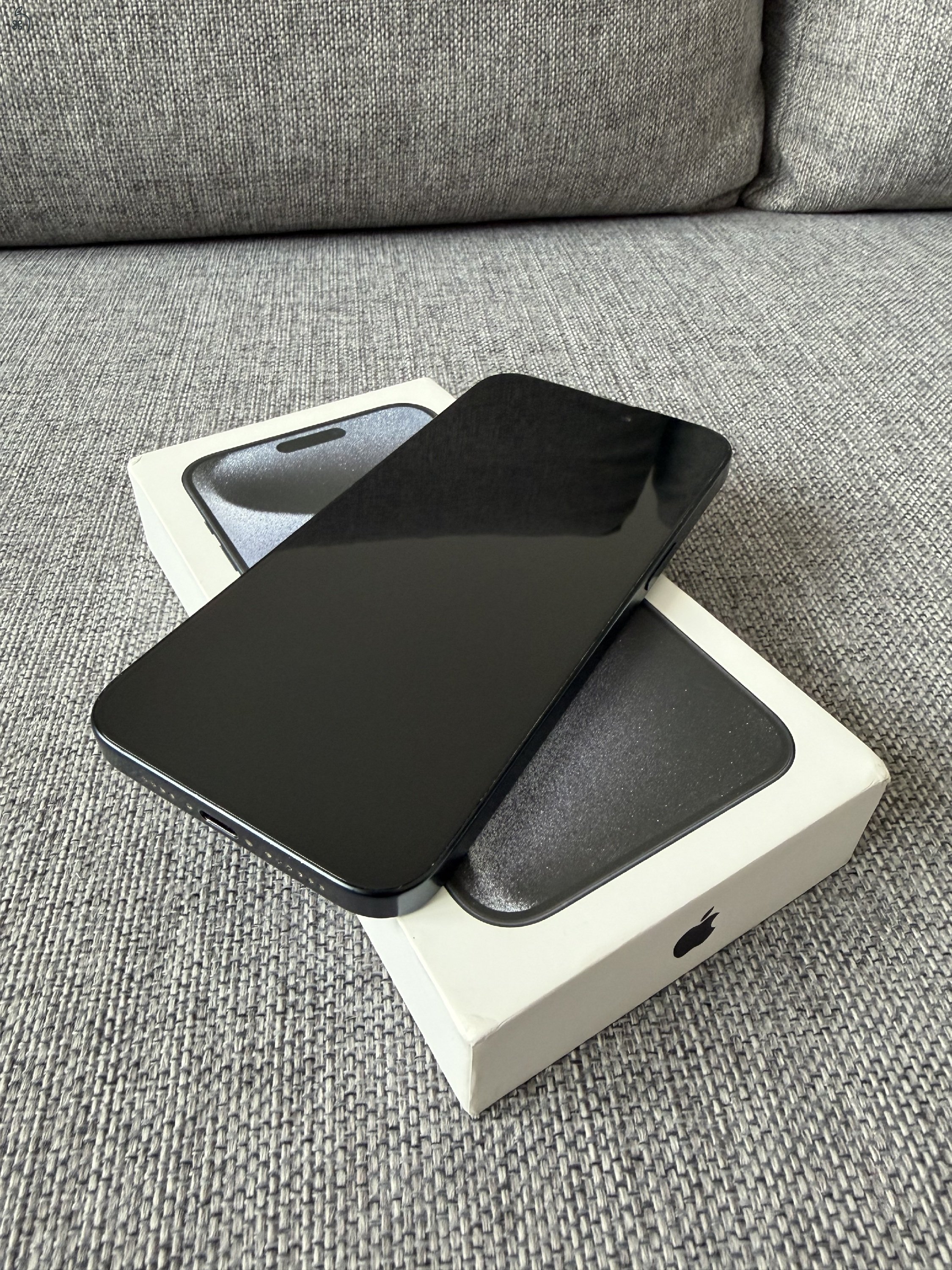 Eladó Apple iPhone 15 Pro Max 512GB kék titán