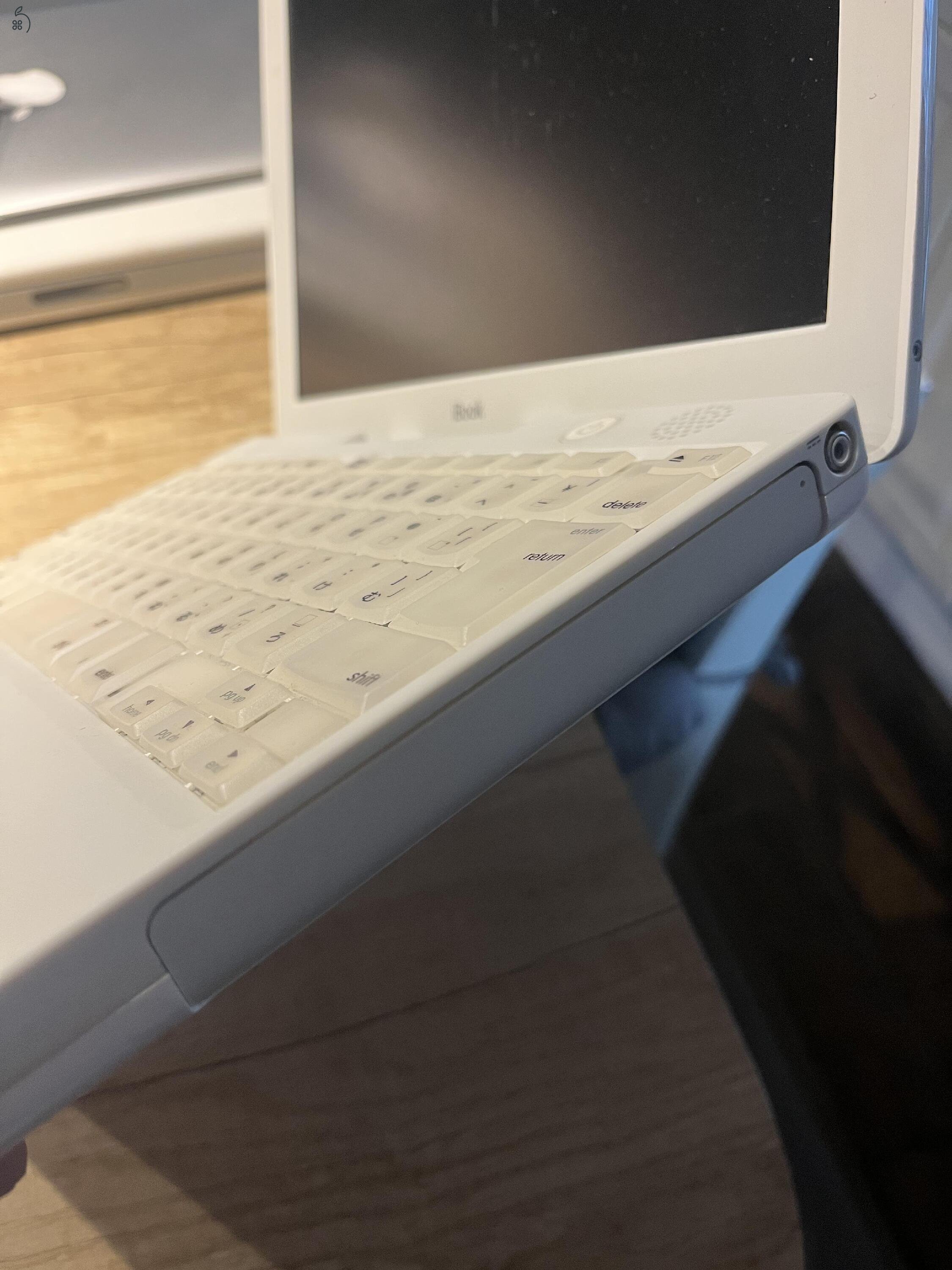 iBook G3 12.1