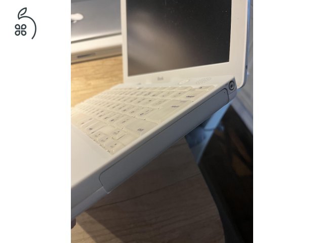 iBook G3 12.1