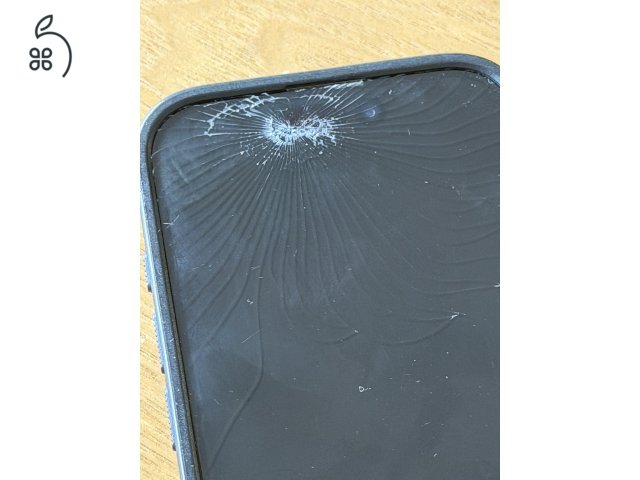 Használt, enyhén sérült előlap,  512GB