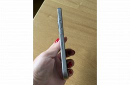 Használt, enyhén sérült előlap,  512GB