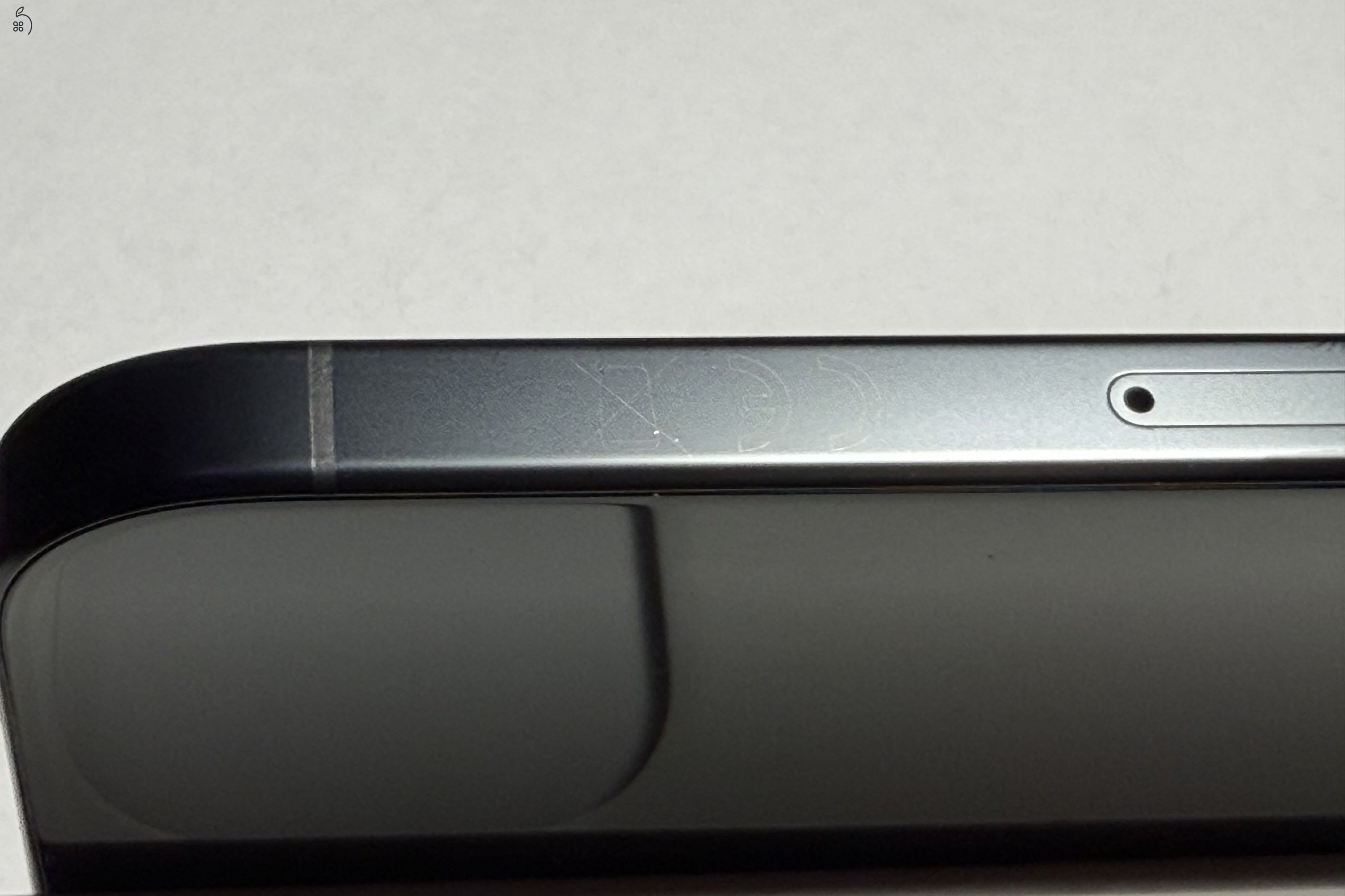 Apple iPhone 16 pro 128GB Black Titanium