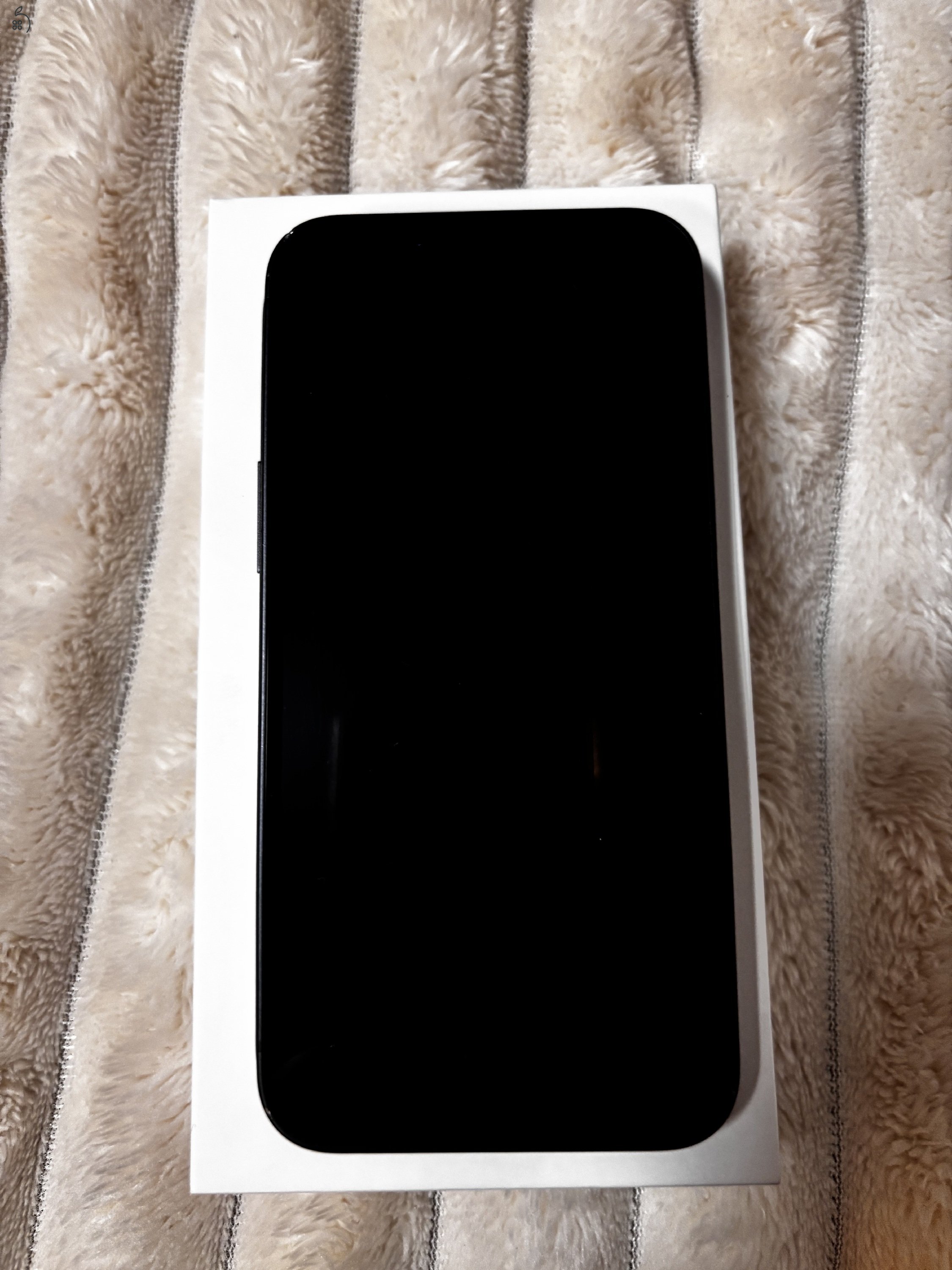 iPhone 13 Mini Ikreknek is kiváló 