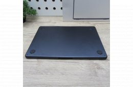 Apple MacBook Air 13 M4 (2025) 16GB/500GB SSD használt, karcmentes, 100% akku 64 töltési ciklus