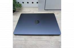 Apple MacBook Air 13 M4 (2025) 16GB/500GB SSD használt, karcmentes, 100% akku 64 töltési ciklus