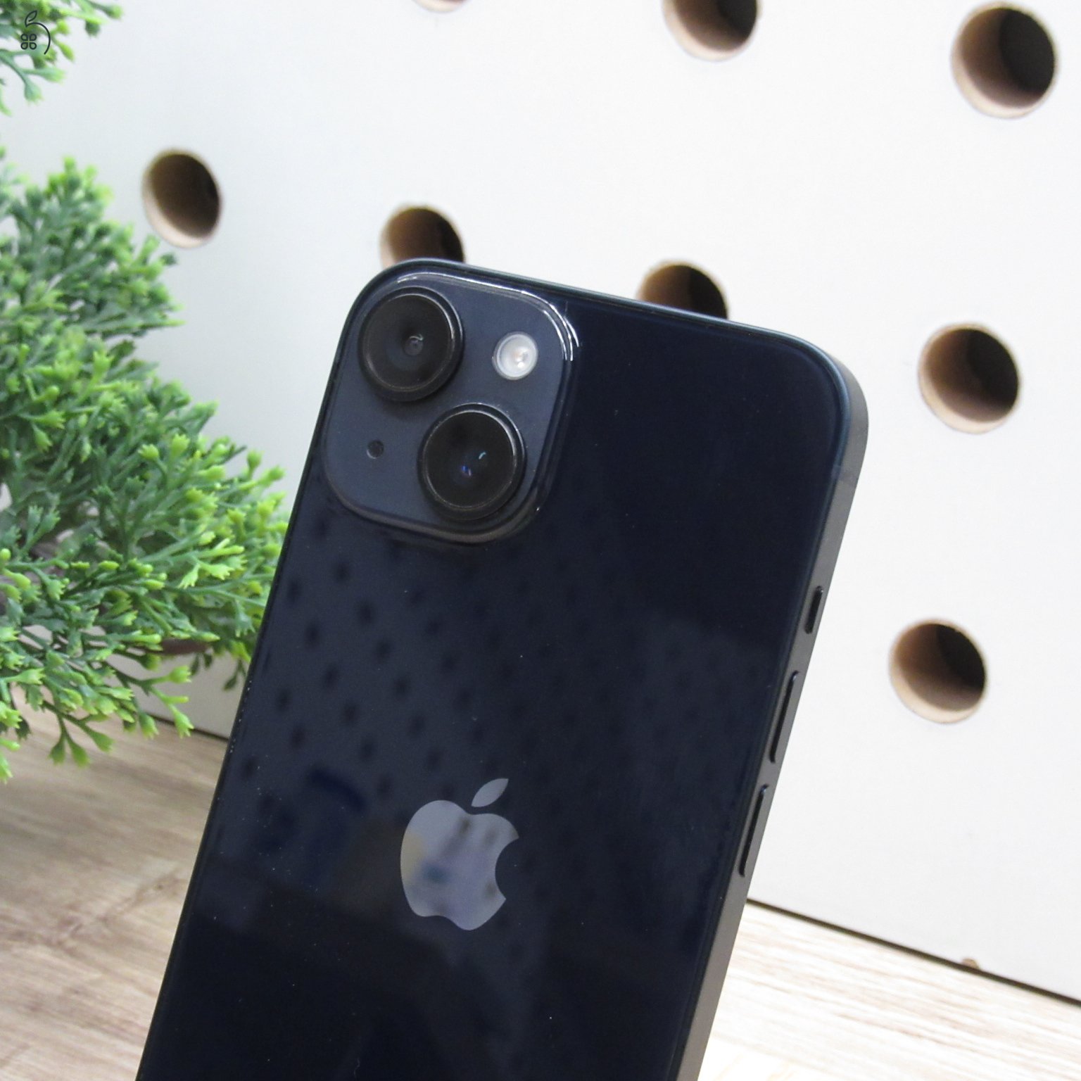 Apple iPhone 14 (2022) 128GB használt, szép állapot, 90% akku