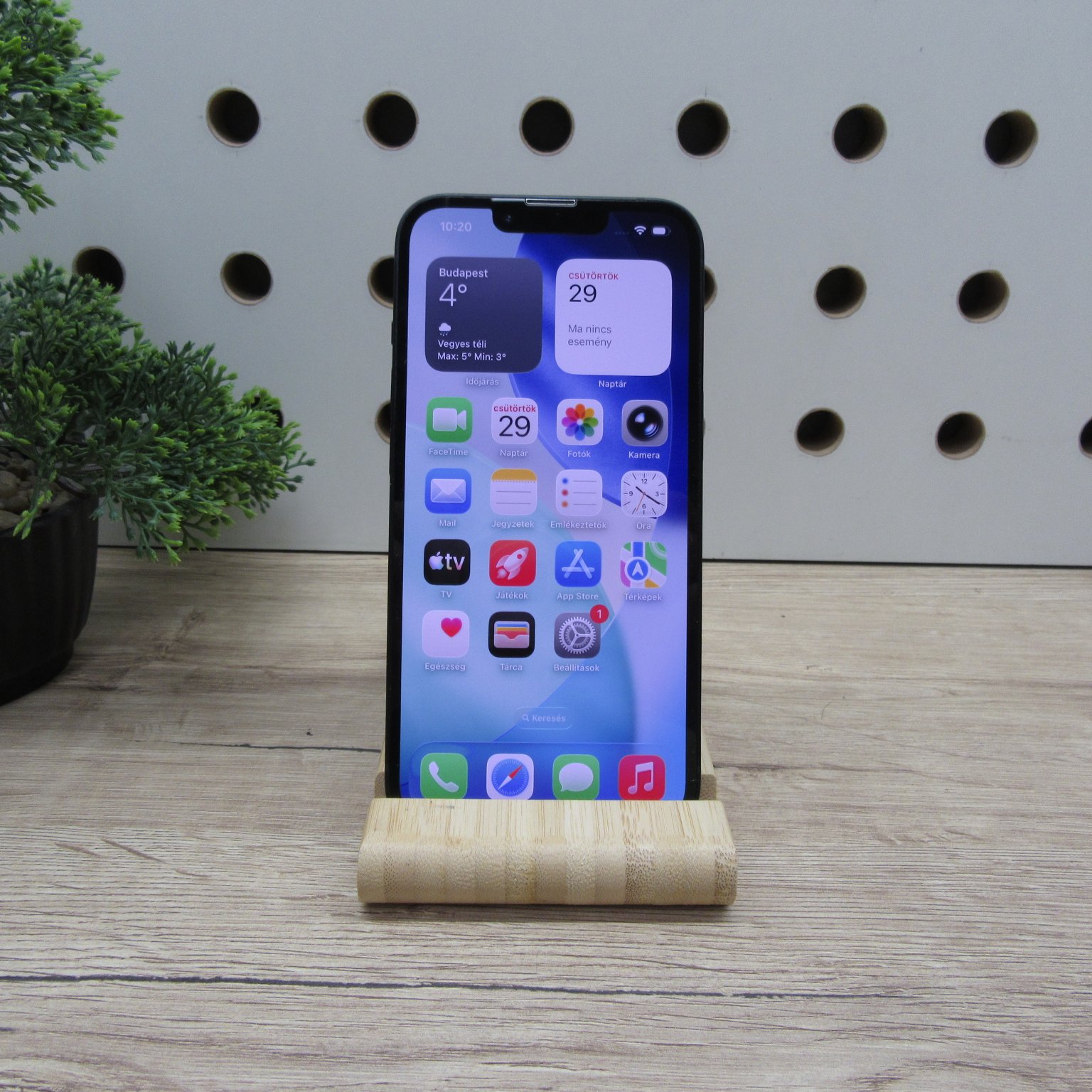 Apple iPhone 14 (2022) 128GB használt, szép állapot, 90% akku