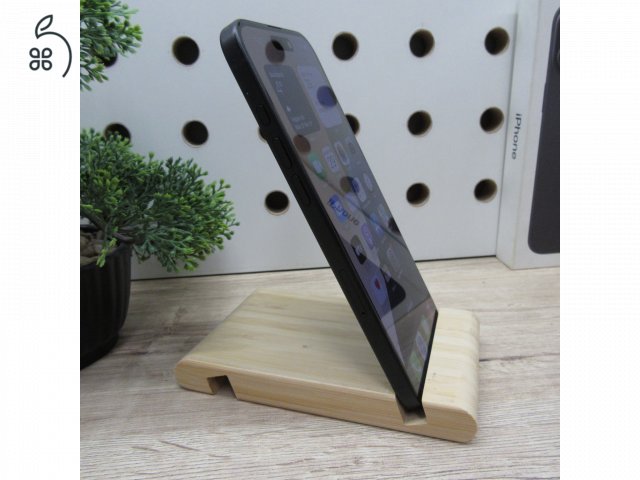 Apple iPhone 16 Plus 256 GB Black – használt, karcmentes – 99% akkumulátor – 242 ciklus – 2026.06.05.-ig garanciás