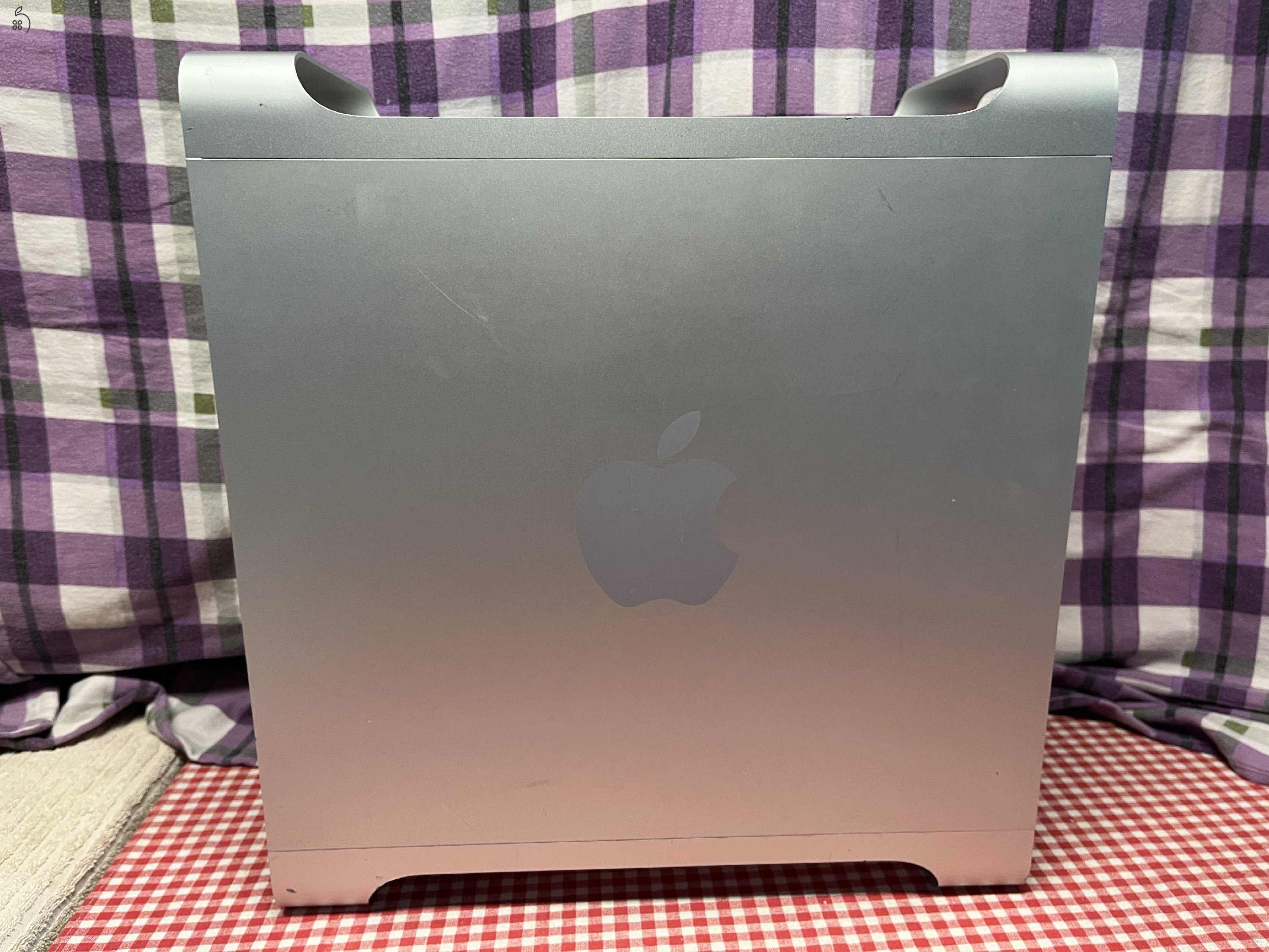 APPLE Mac Pro 5.1 / 2010 / 6 magos eladó.