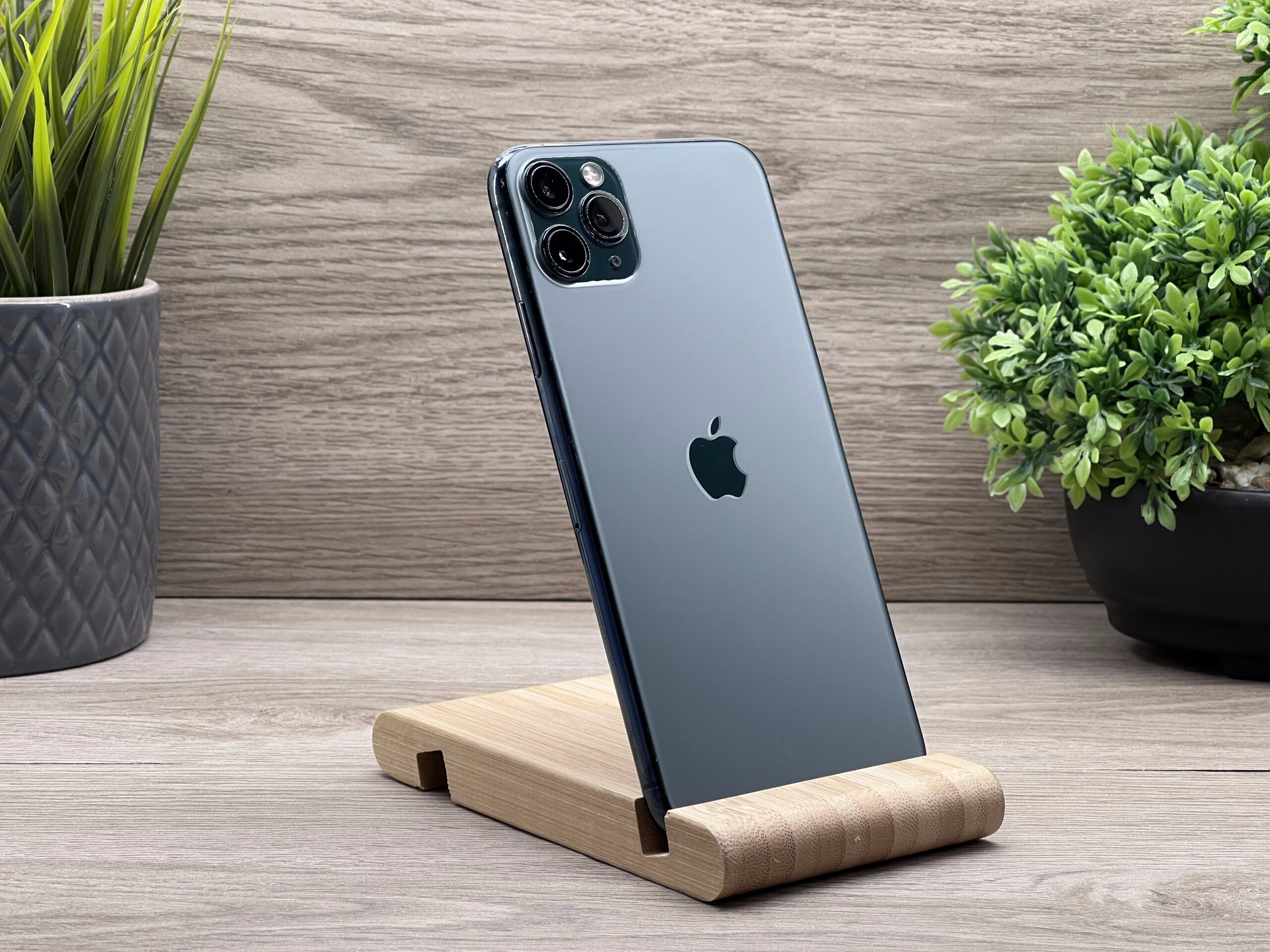 iPhone 11 Pro Max Midnight Green 256GB 2 ÉV Garanciával 100% Akku