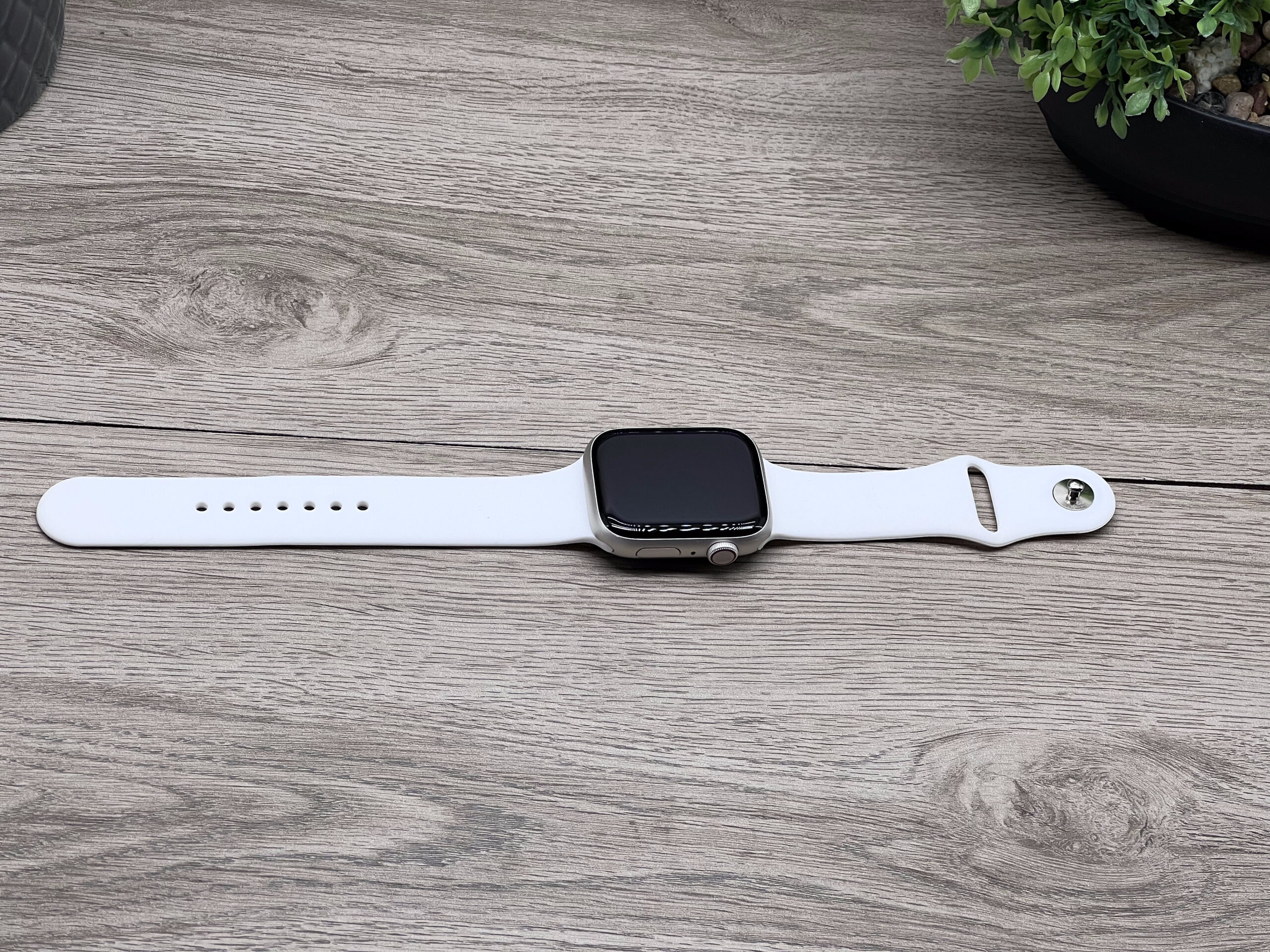 Apple Watch S9 Starlight 45mm 2 ÉV Garanciával 90%