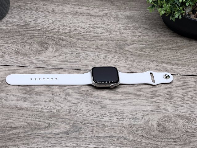 Apple Watch S9 Starlight 45mm 2 ÉV Garanciával 90%