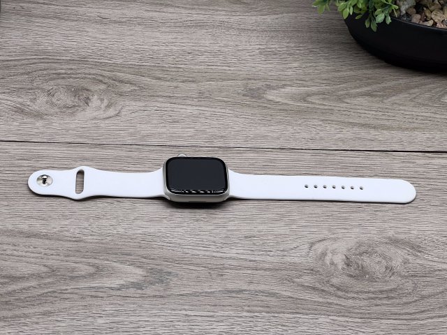 Apple Watch S9 Starlight 45mm 2 ÉV Garanciával 90%