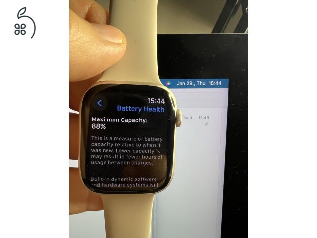 Apple Watch S8 GPS Starlight 45mm