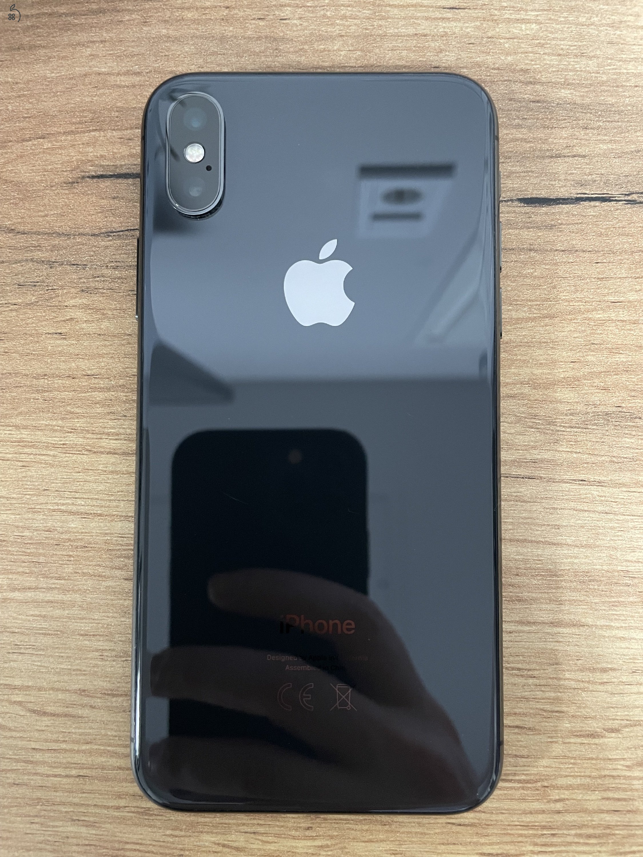Iphone X 64 gb + kiegészítők