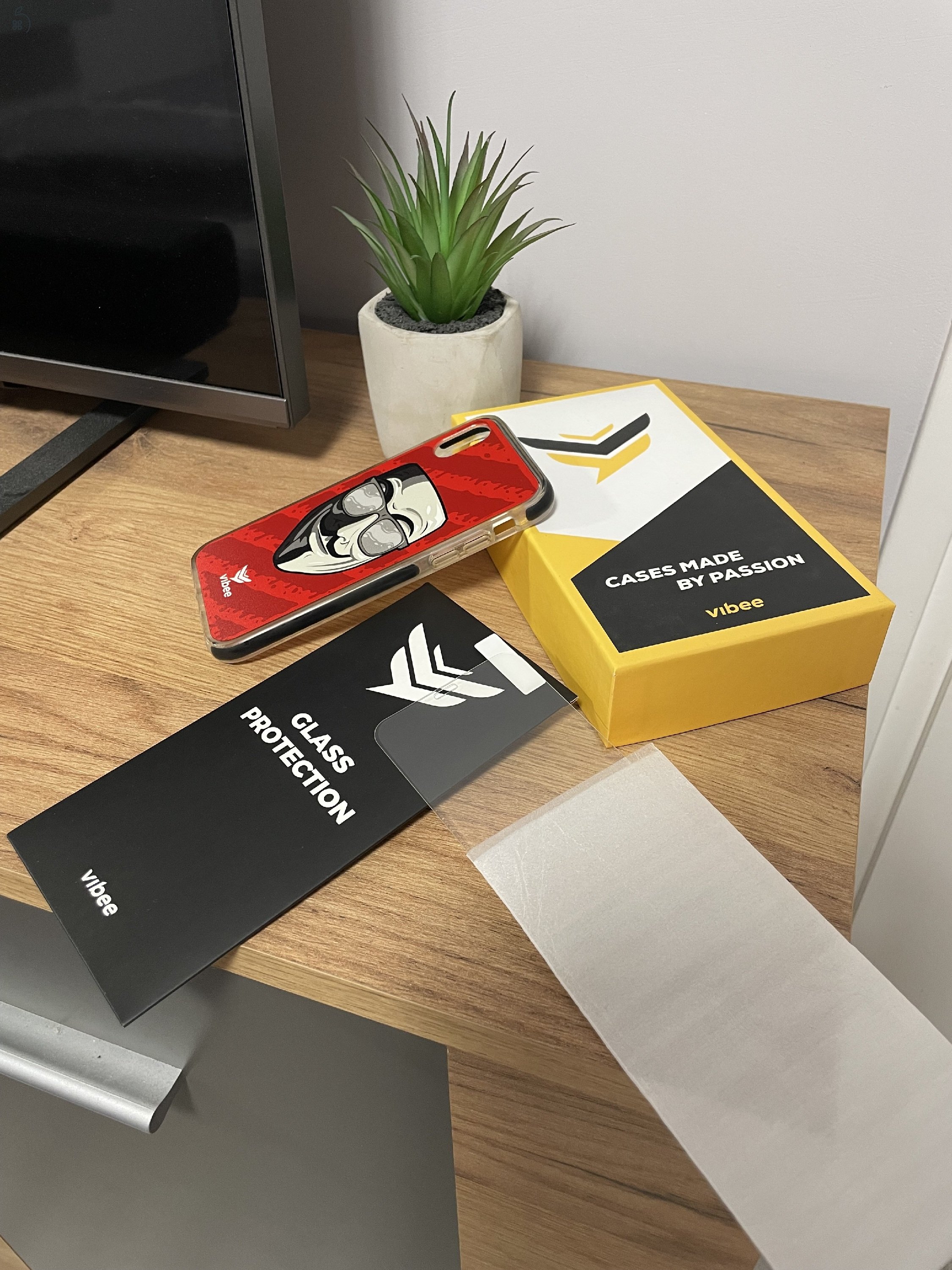 Iphone X 64 gb + kiegészítők