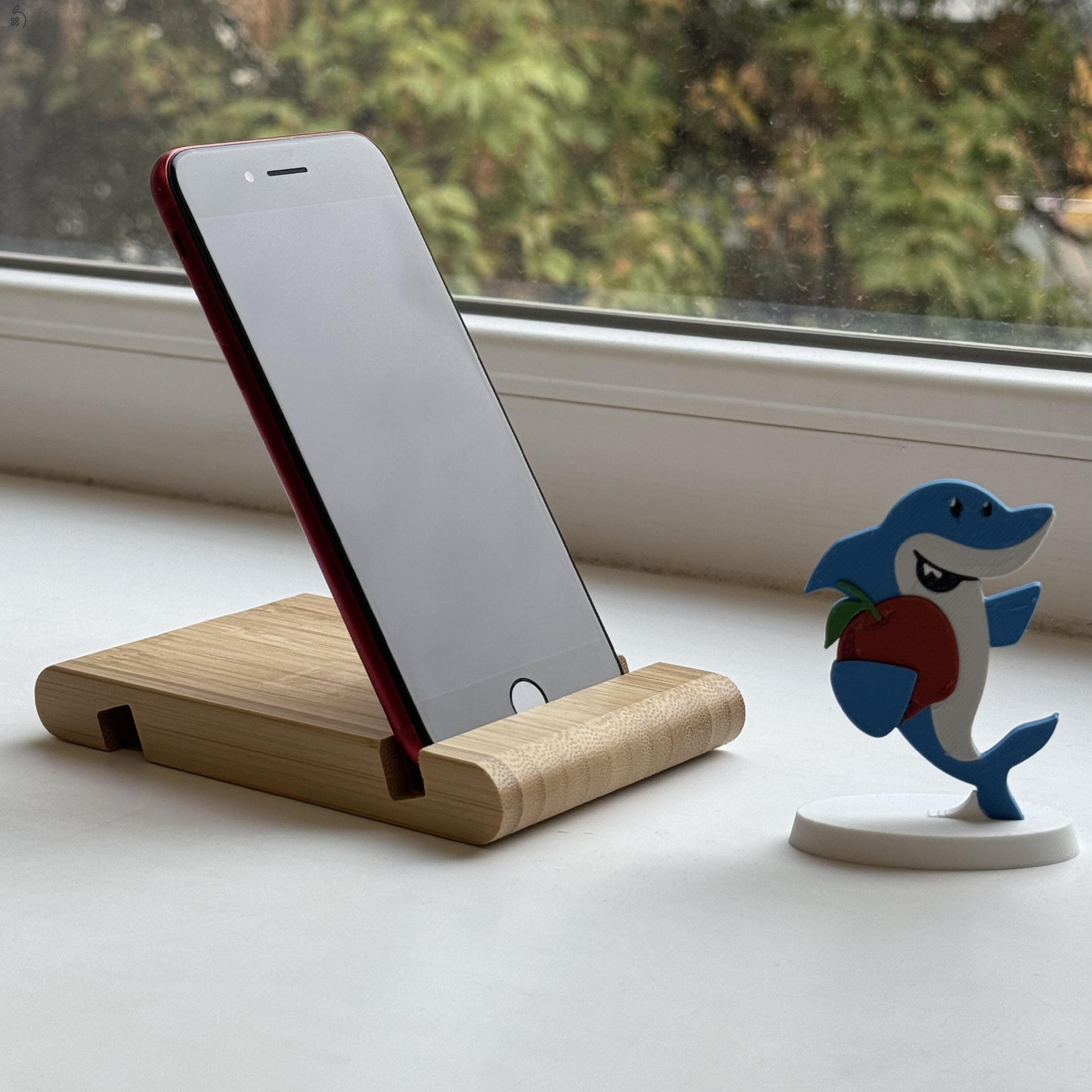 GYÖNYÖRŰ iPhone SE 2020 64GB Red -1 ÉV GARANCIA - Kártyafüggetlen, MS4527, 100% Akksi