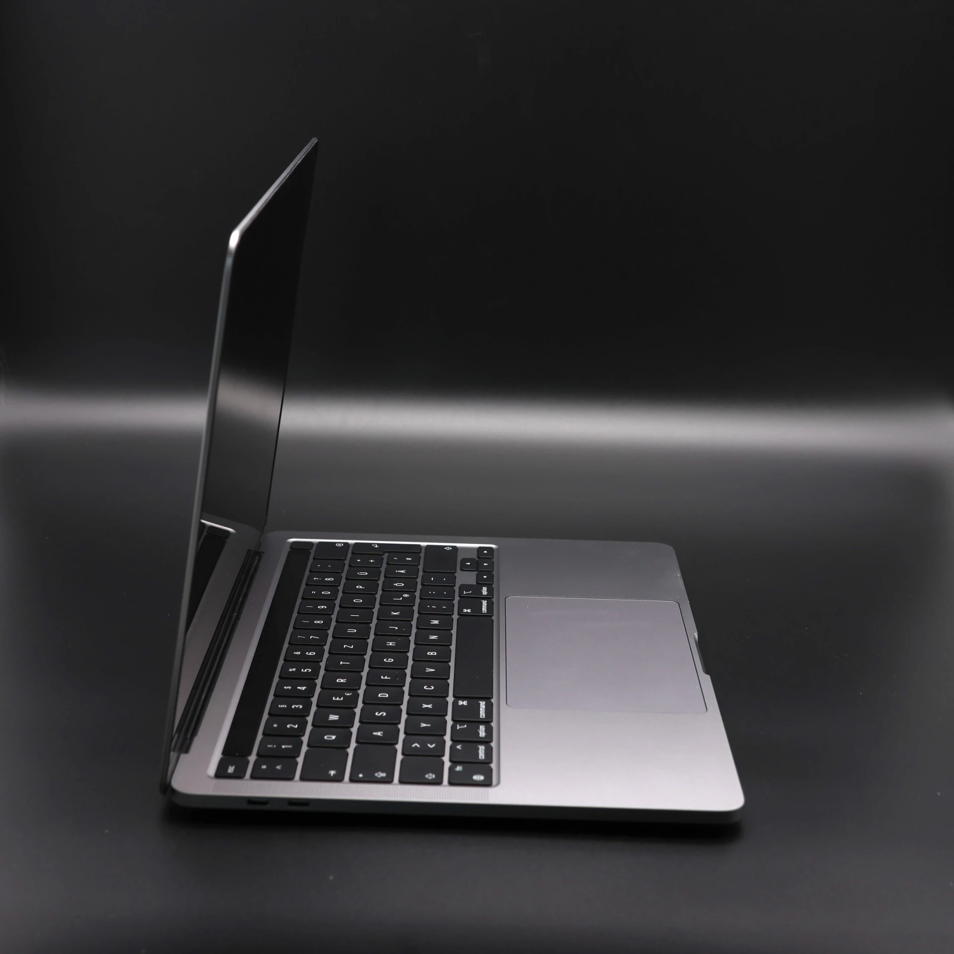 Apple MacBook Pro 13″ Touch Bar 2020 M1 512 GB Space Gray 92% akku - 12 HÓ GARANCIA