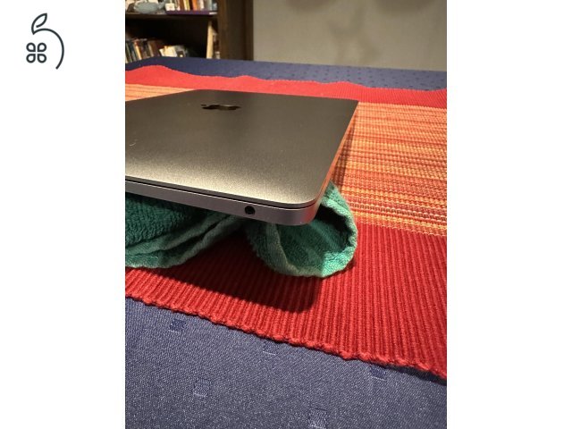 MacBook Air M1 8GB/256GB - HUN
