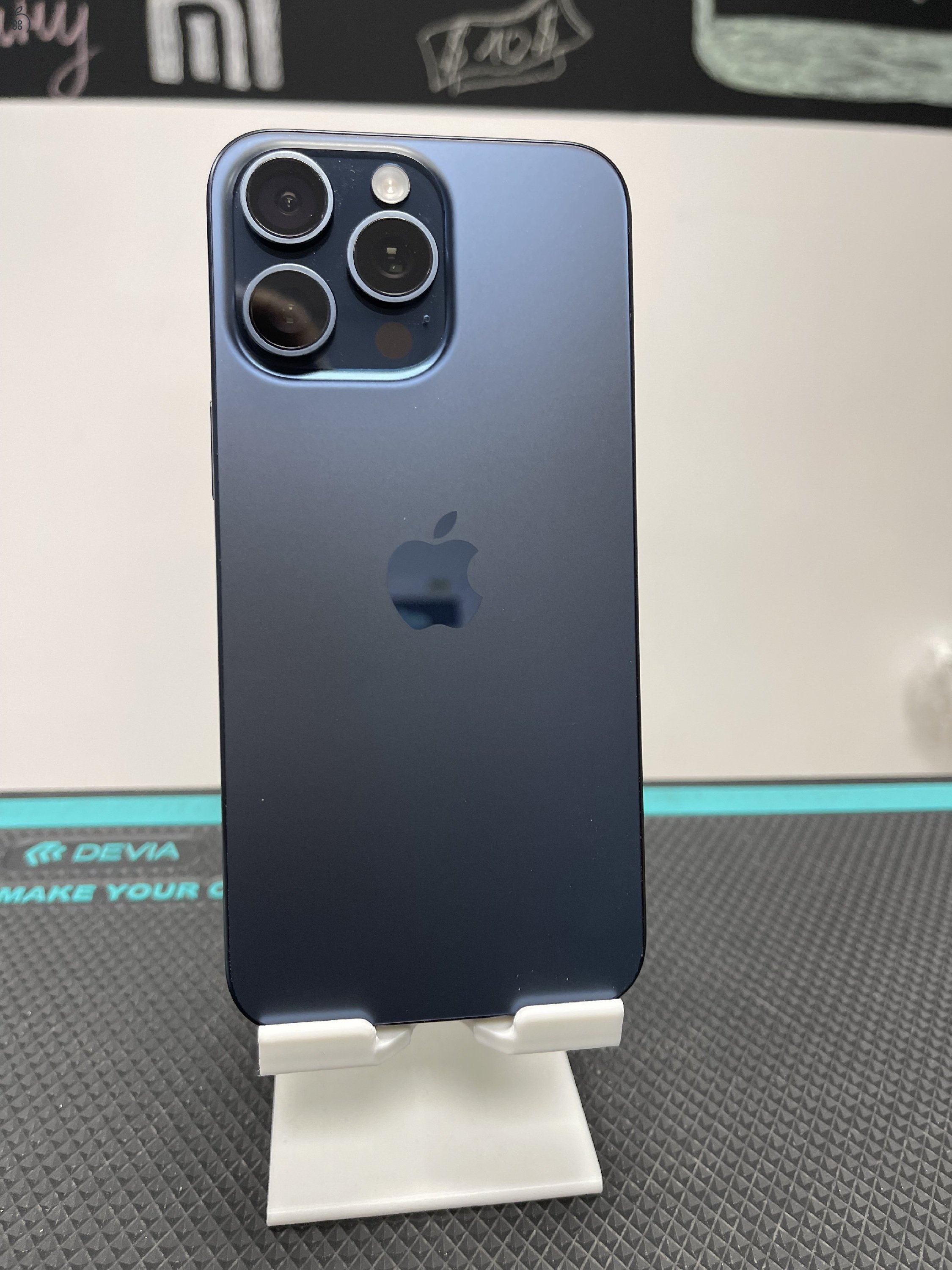 Apple Iphone 15 Pro Max 99%akku