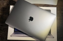 MacBook Pro 13″ (M1, 2020) | 16GB | 256GB SSD | Dobozos | Újszerű