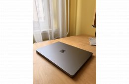 MacBook Pro 14