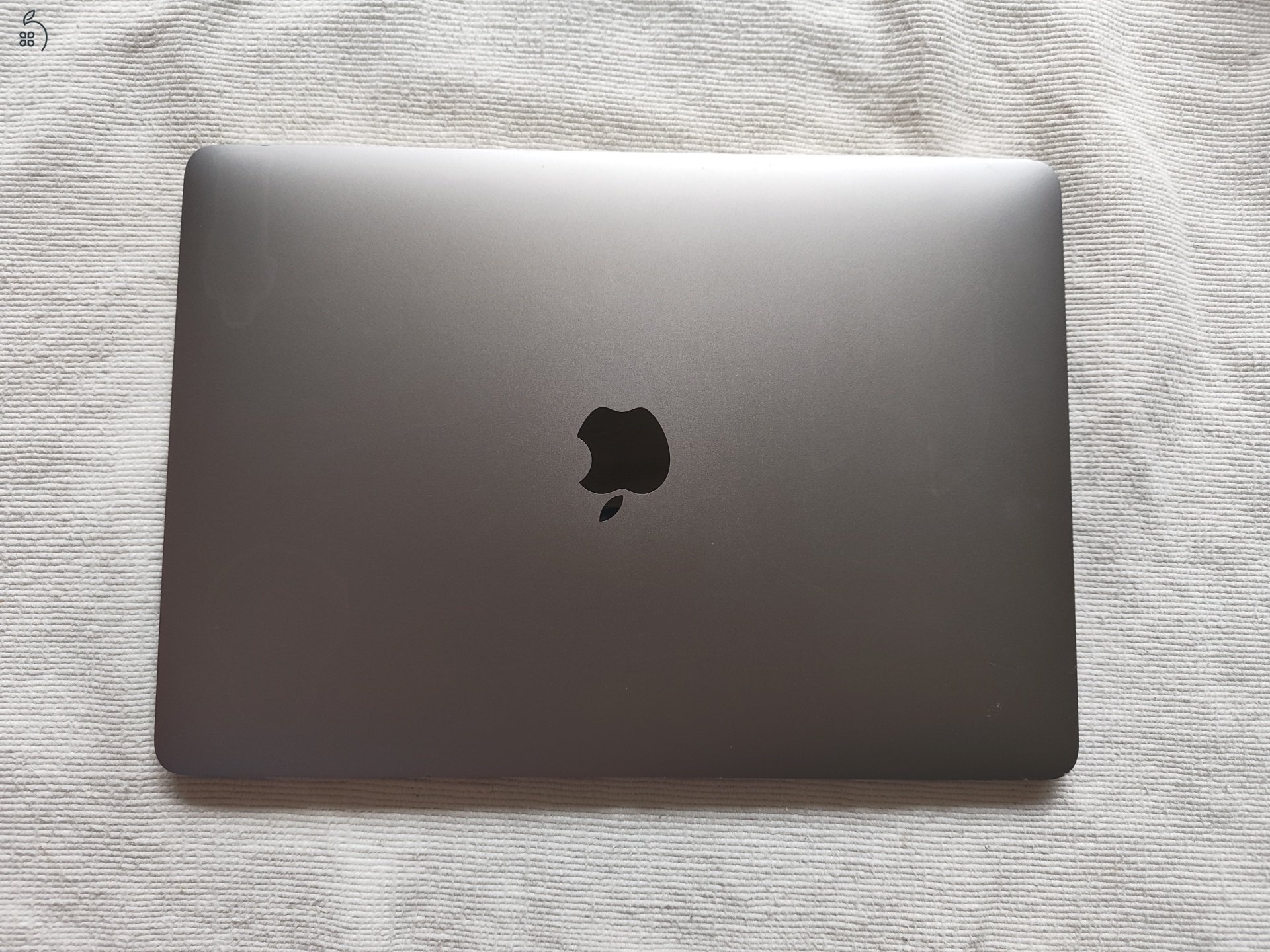 Eladó: Apple MacBook Pro 13