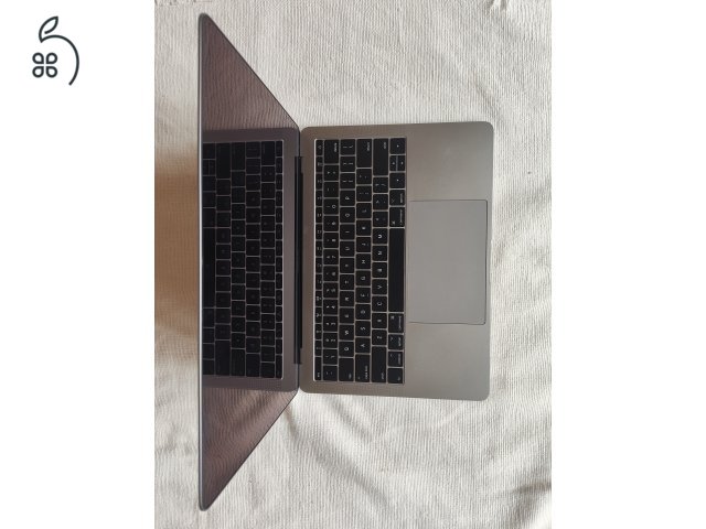 Eladó: Apple MacBook Pro 13