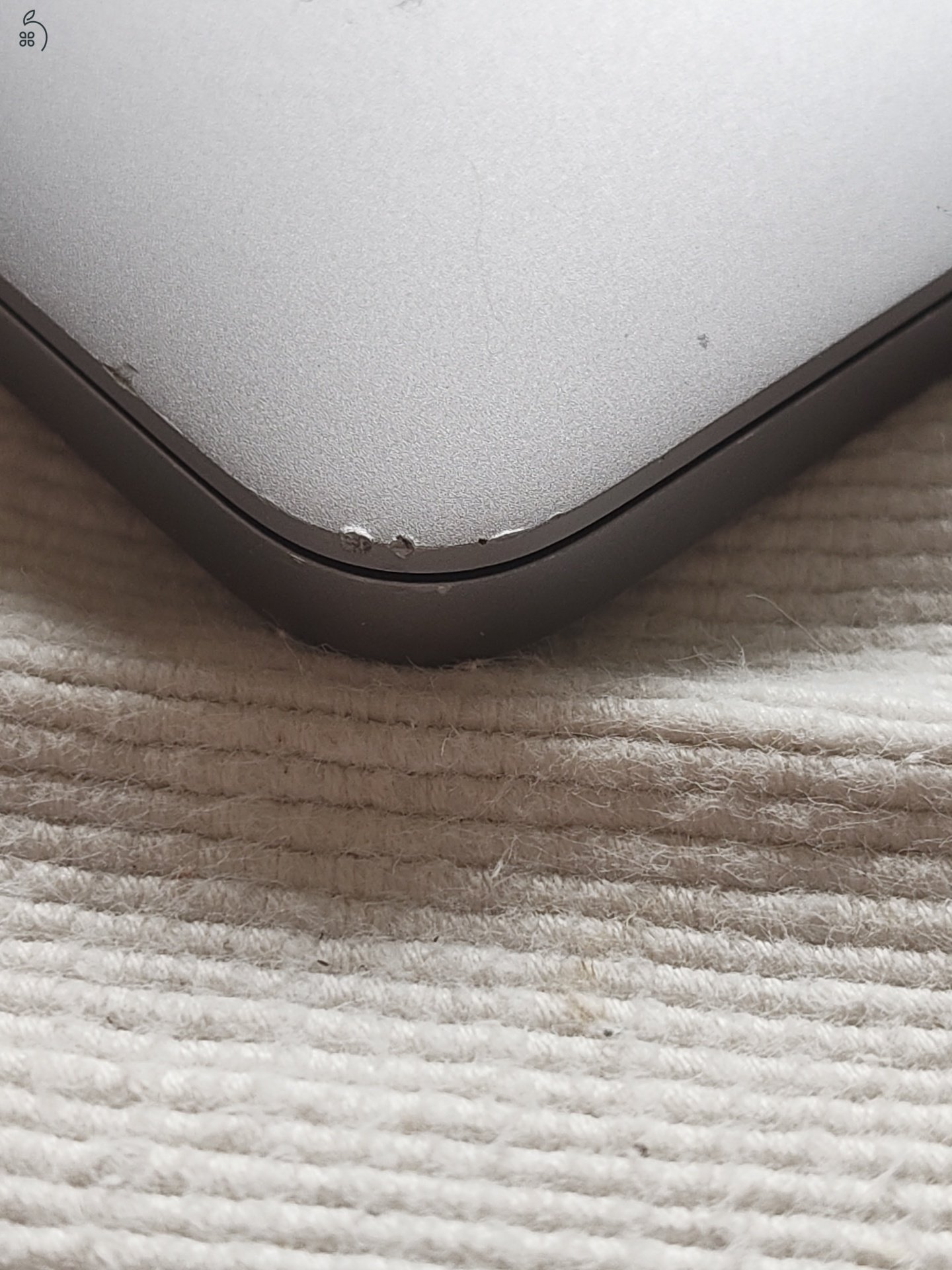 Eladó: Apple MacBook Pro 13