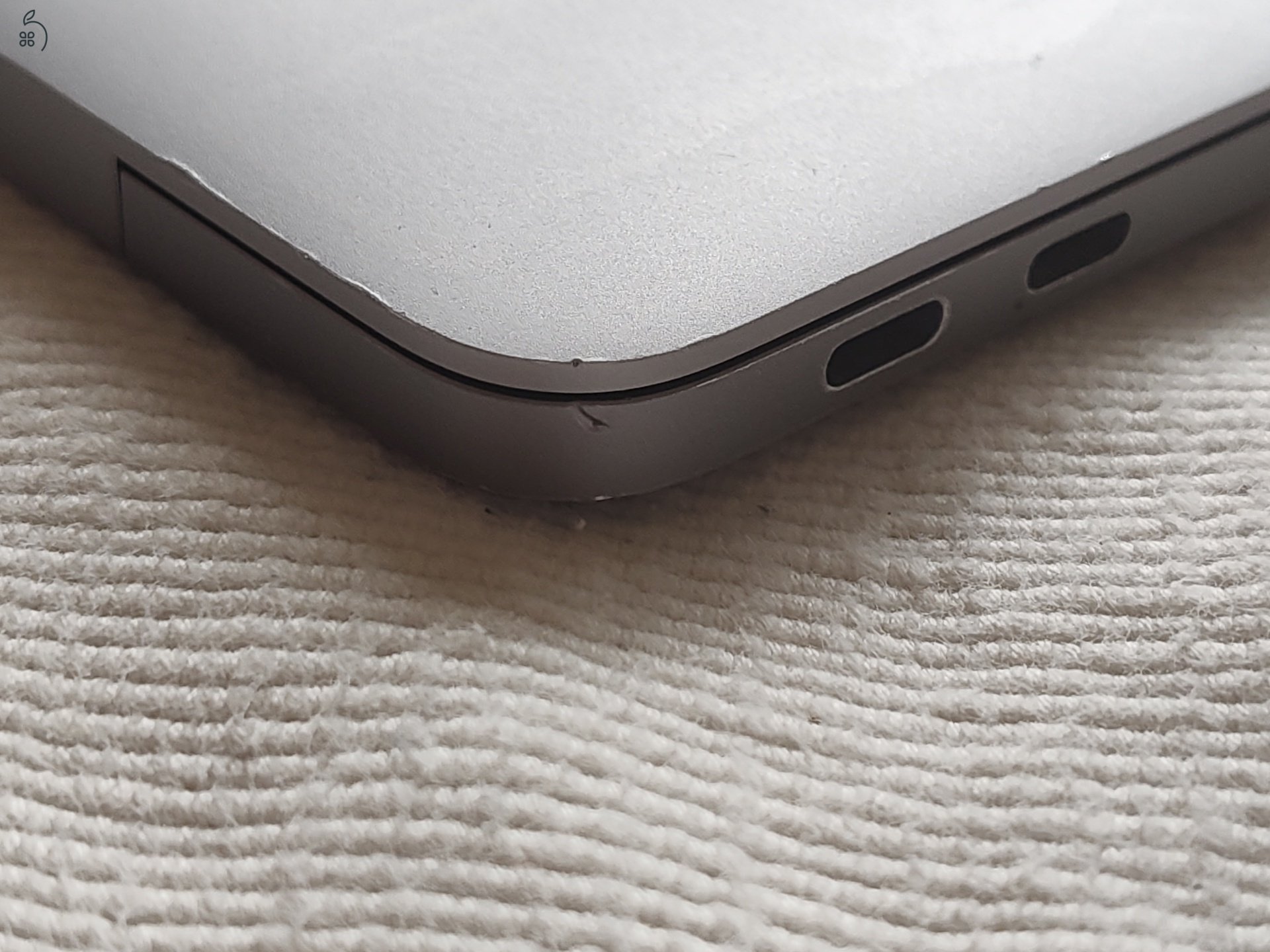 Eladó: Apple MacBook Pro 13