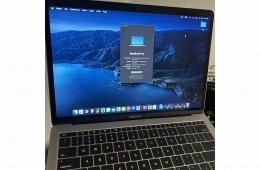 MacBook pro 2017 8/256gb
