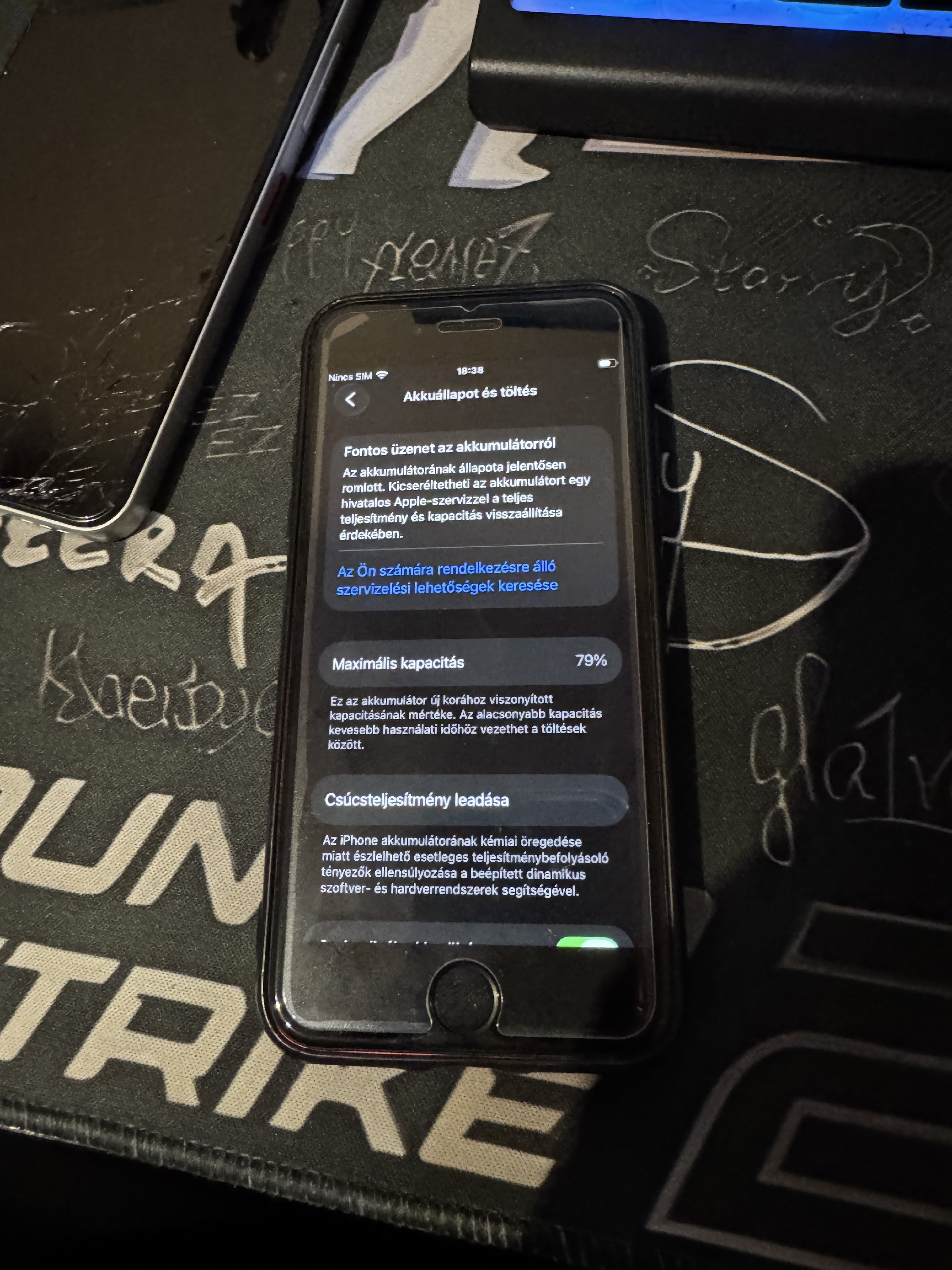 iPhone SE 2022 RED gyönyörű állapotban