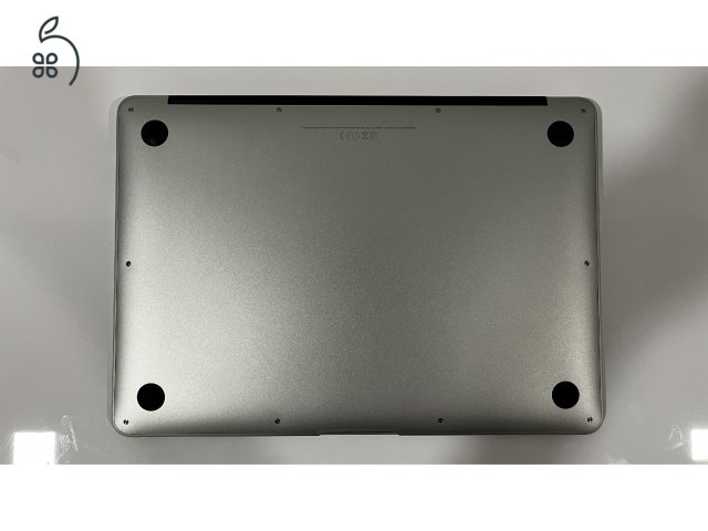 Macbook Air 13” 2015 / Új akkumulátor
