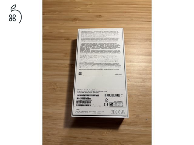 Fekete Iphone 12, 128GB-os tárhellyel