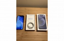 Fekete Iphone 12, 128GB-os tárhellyel