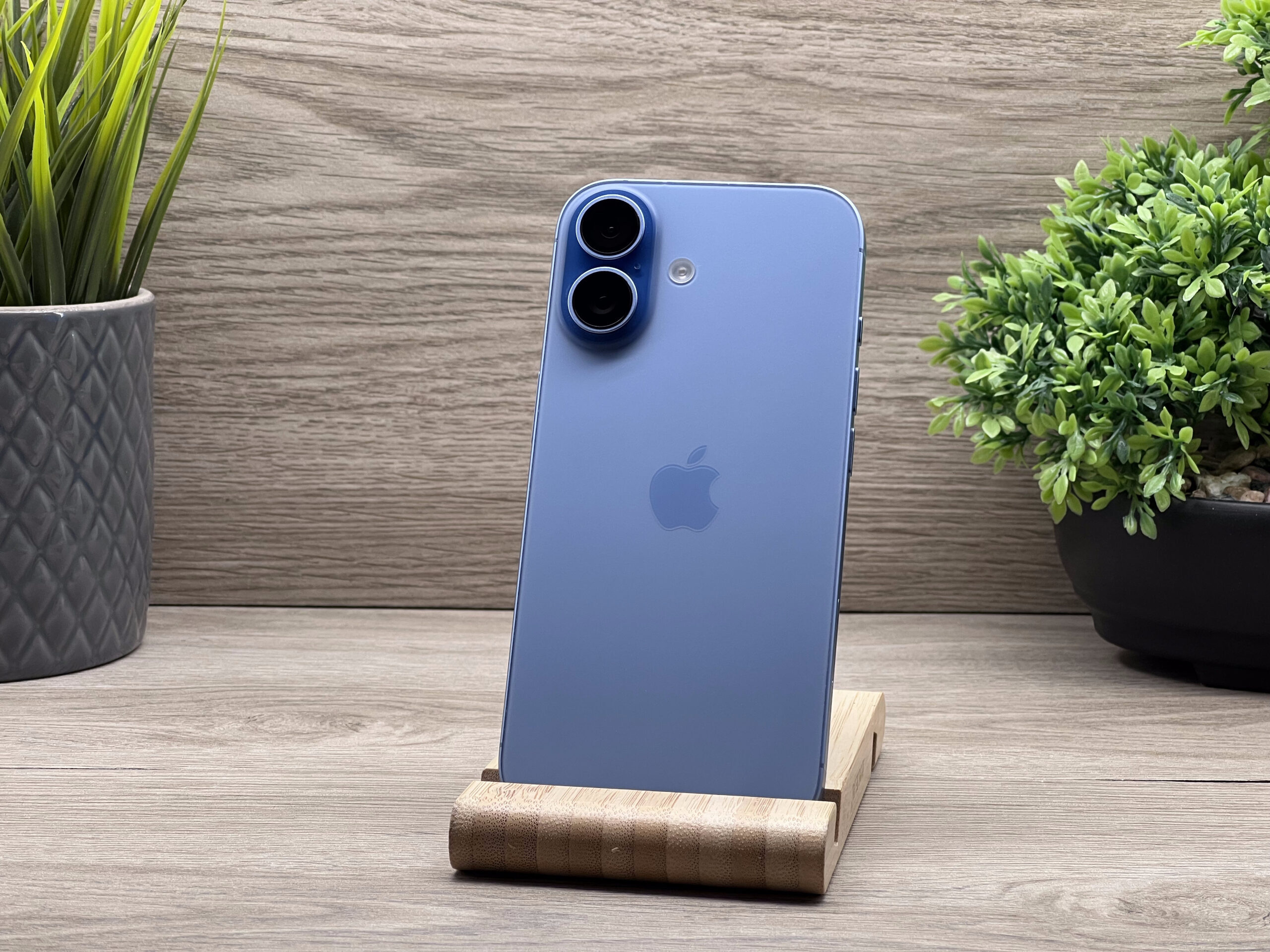 Hibátlan iPhone 17 Mist Blue 256GB 2 ÉV Garanciával 100%