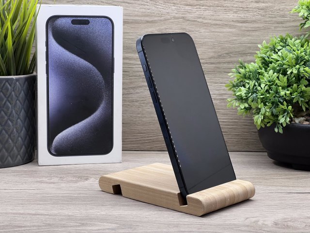 Hibátlan iPhone 15 Pro Max Blue Titanium 256GB 2 ÉV Garanciával 100%