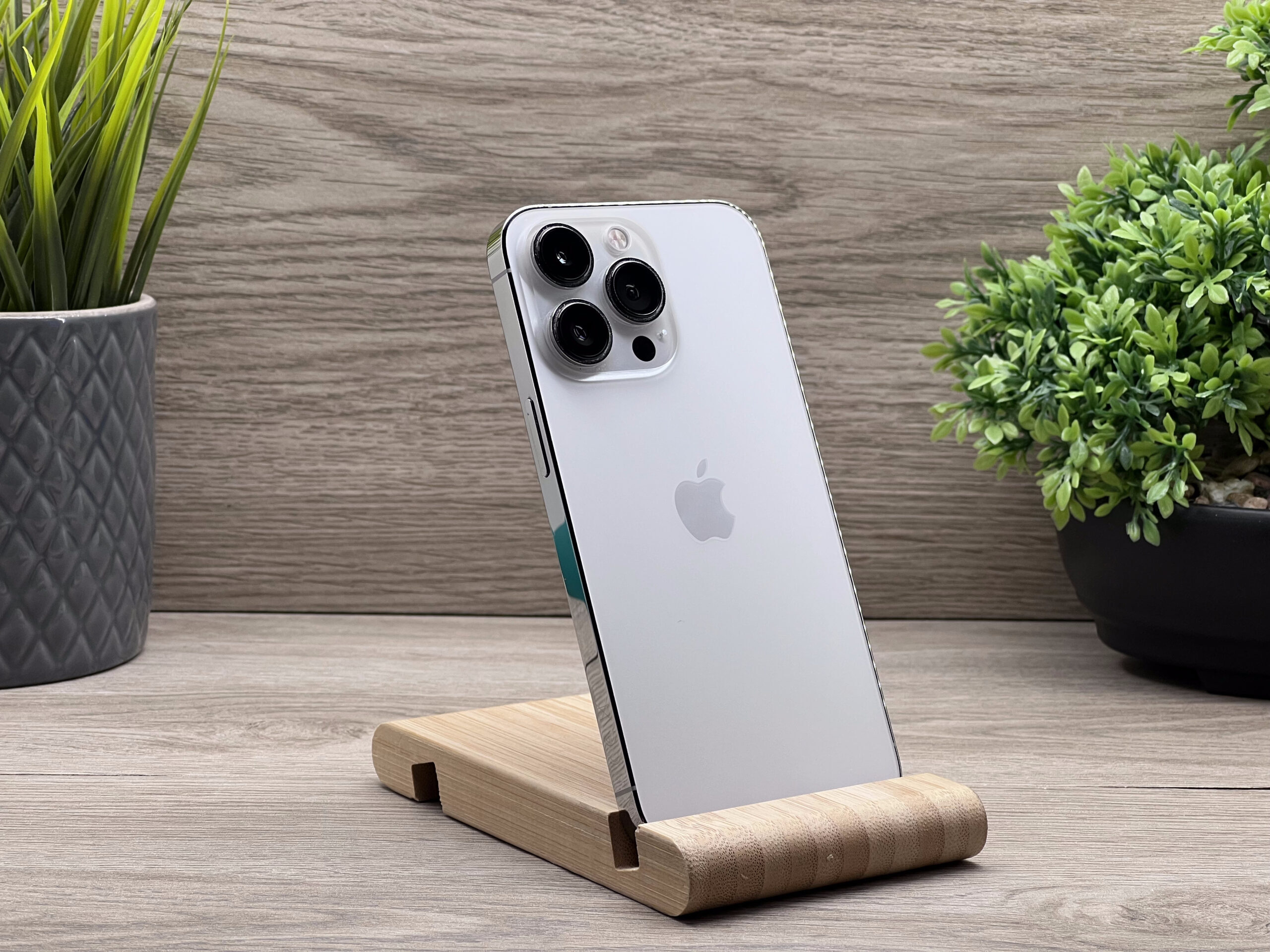 Hibátlan iPhone 13 Pro Silver 256GB 2 ÉV Garanciával 100%