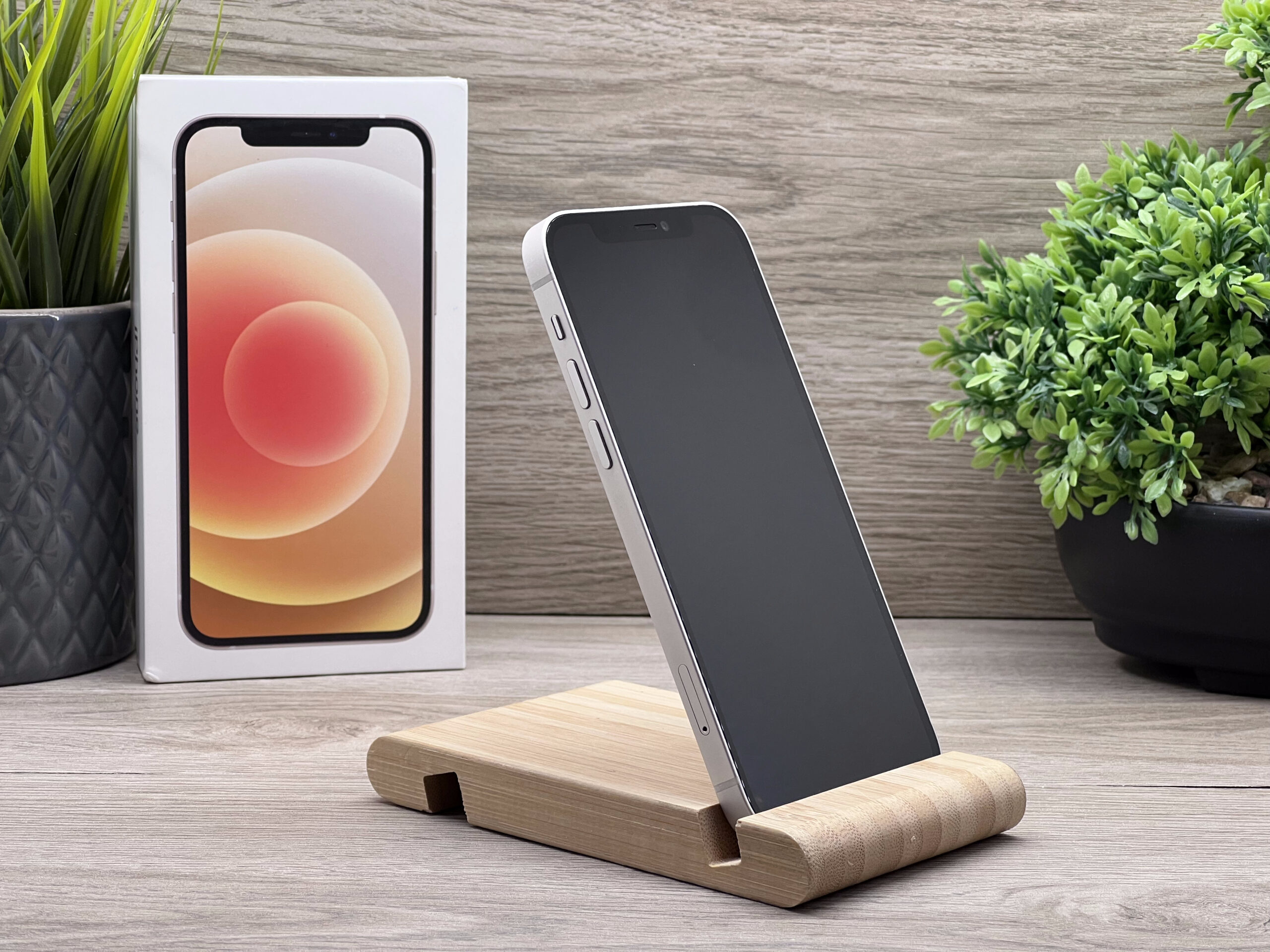 Hibátlan iPhone 12 White 256GB 2 ÉV Garanciával 100%