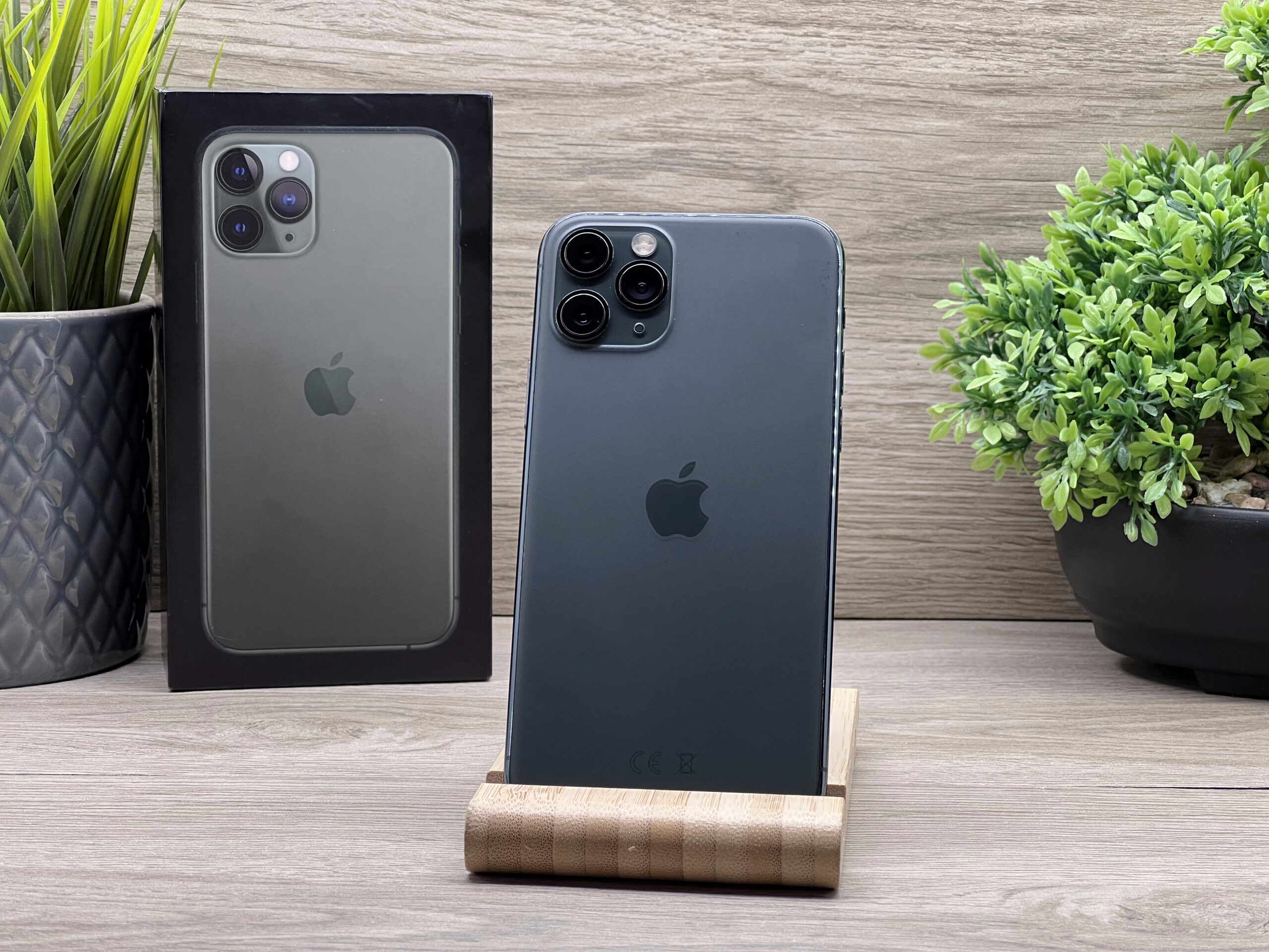 Hibátlan iPhone 11 Midnight Green 256GB 2 ÉV Garanciával 90%