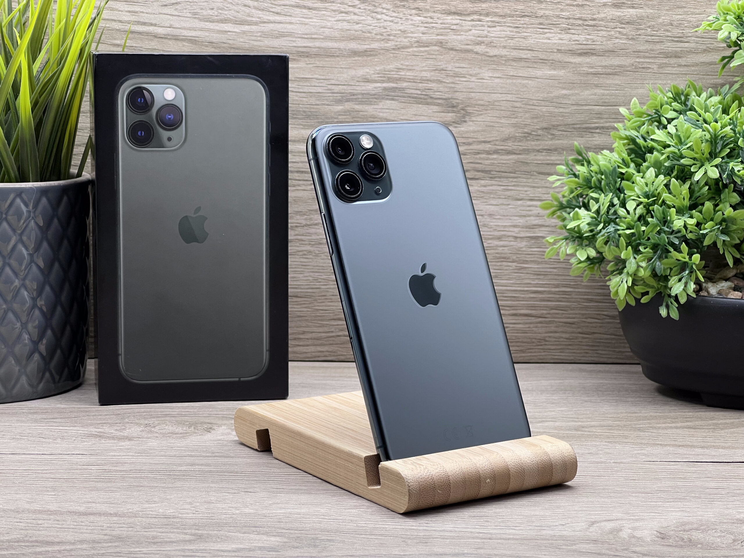Hibátlan iPhone 11 Midnight Green 256GB 2 ÉV Garanciával 90%