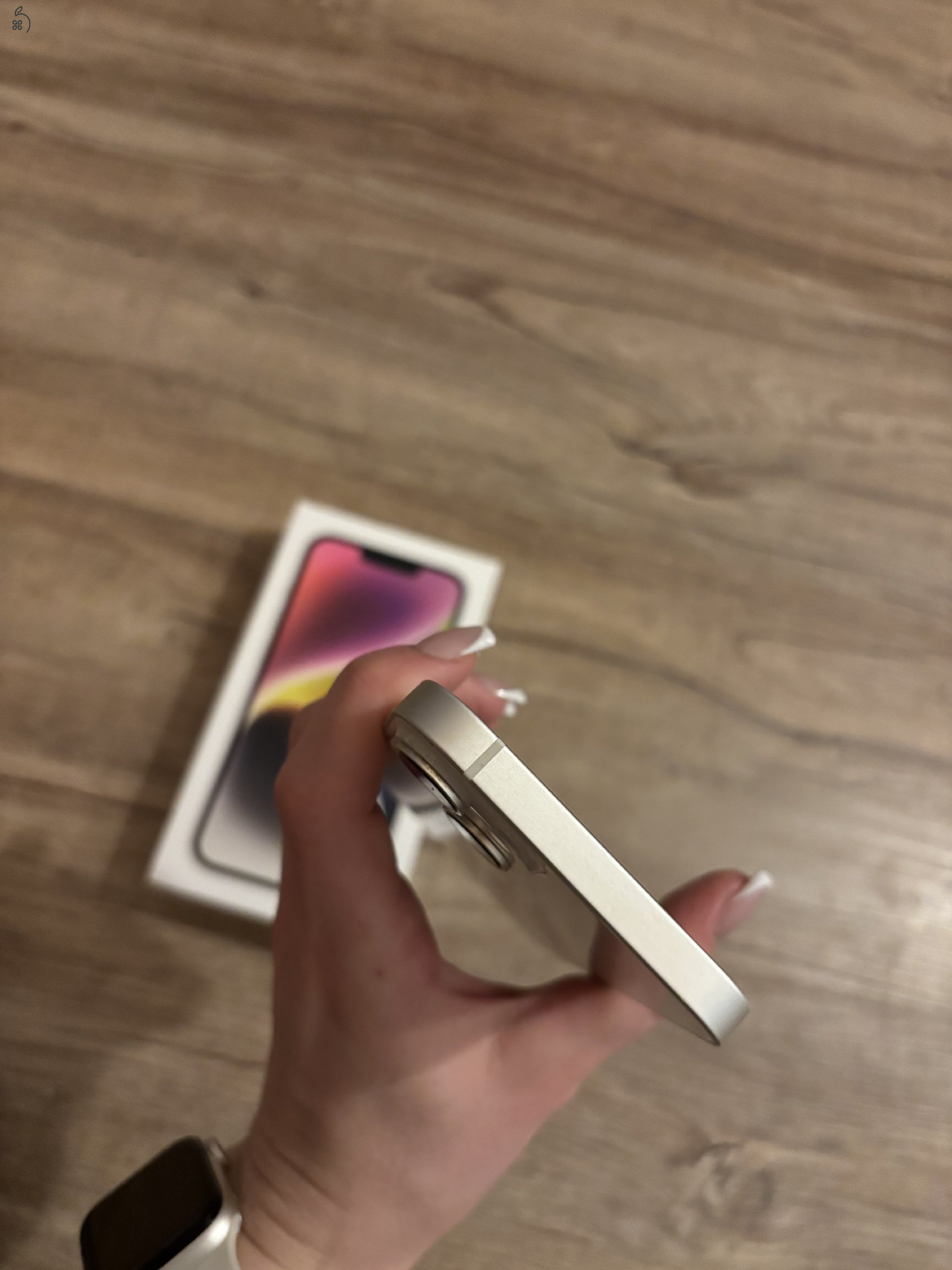 Iphone 14 - Starlight 128 GB - karcmentes,eredeti dobozzal