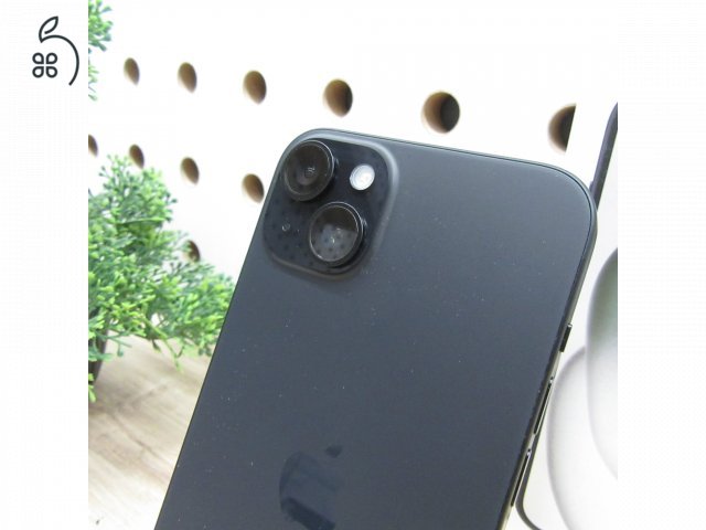 Apple iPhone 15 Plus 128GB Black használt szép állapot 90% akku 6 hónap garancia