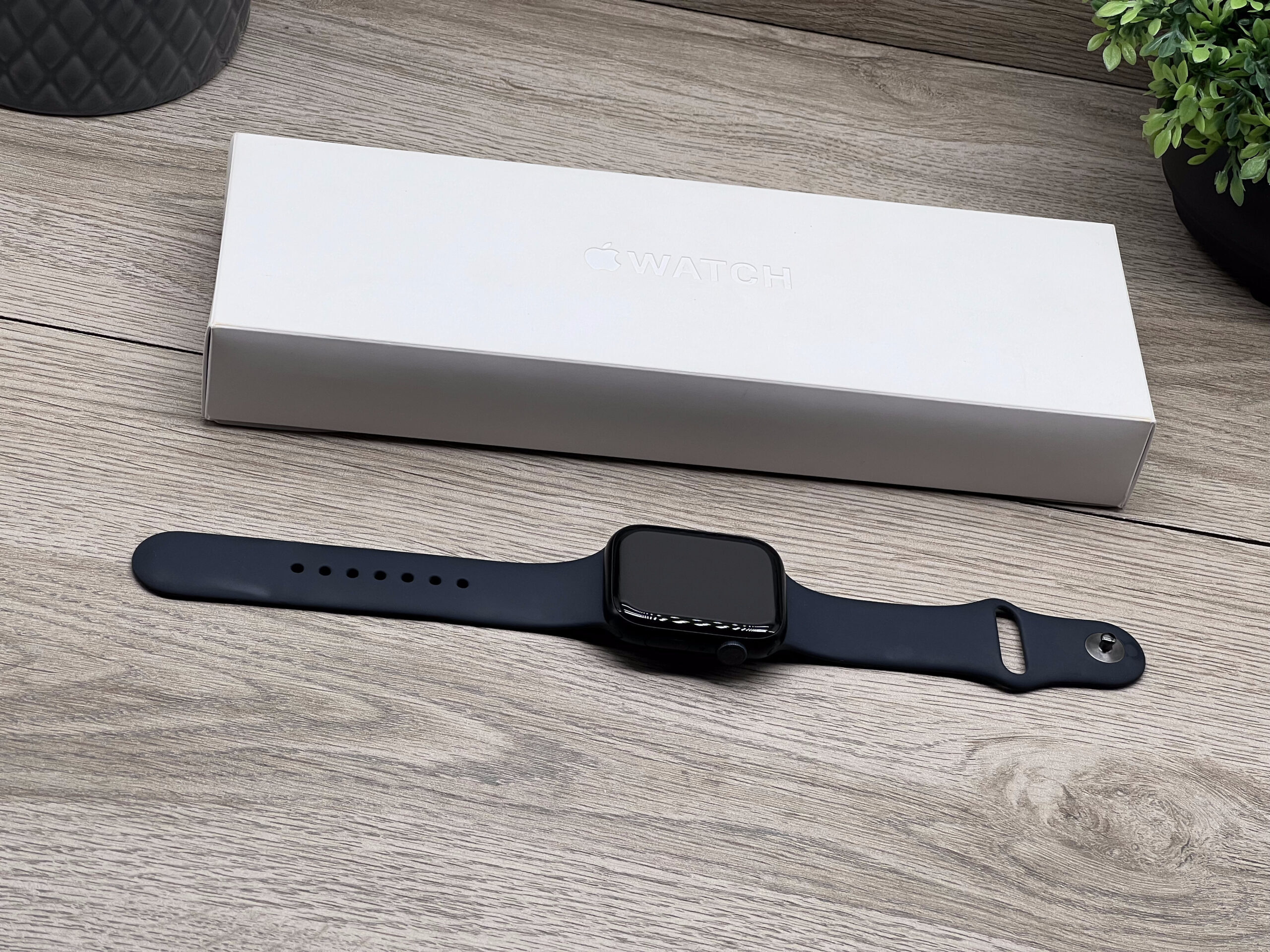 Hibátlan Apple Watch s9 Midnight 45mm 2 ÉV Garanciával 100%