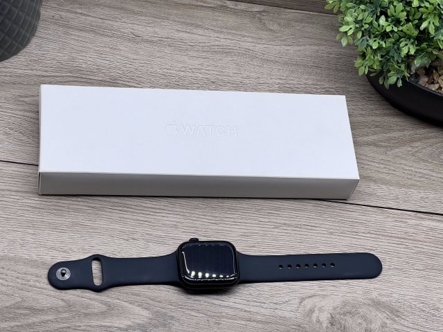 Hibátlan Apple Watch s9 Midnight 45mm 2 ÉV Garanciával 100%