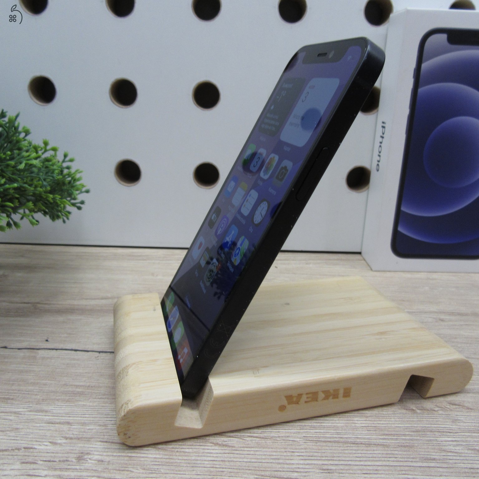 Apple iPhone 12 mini 64GB Black használt megkímélt 100% akku 6 hónap garancia