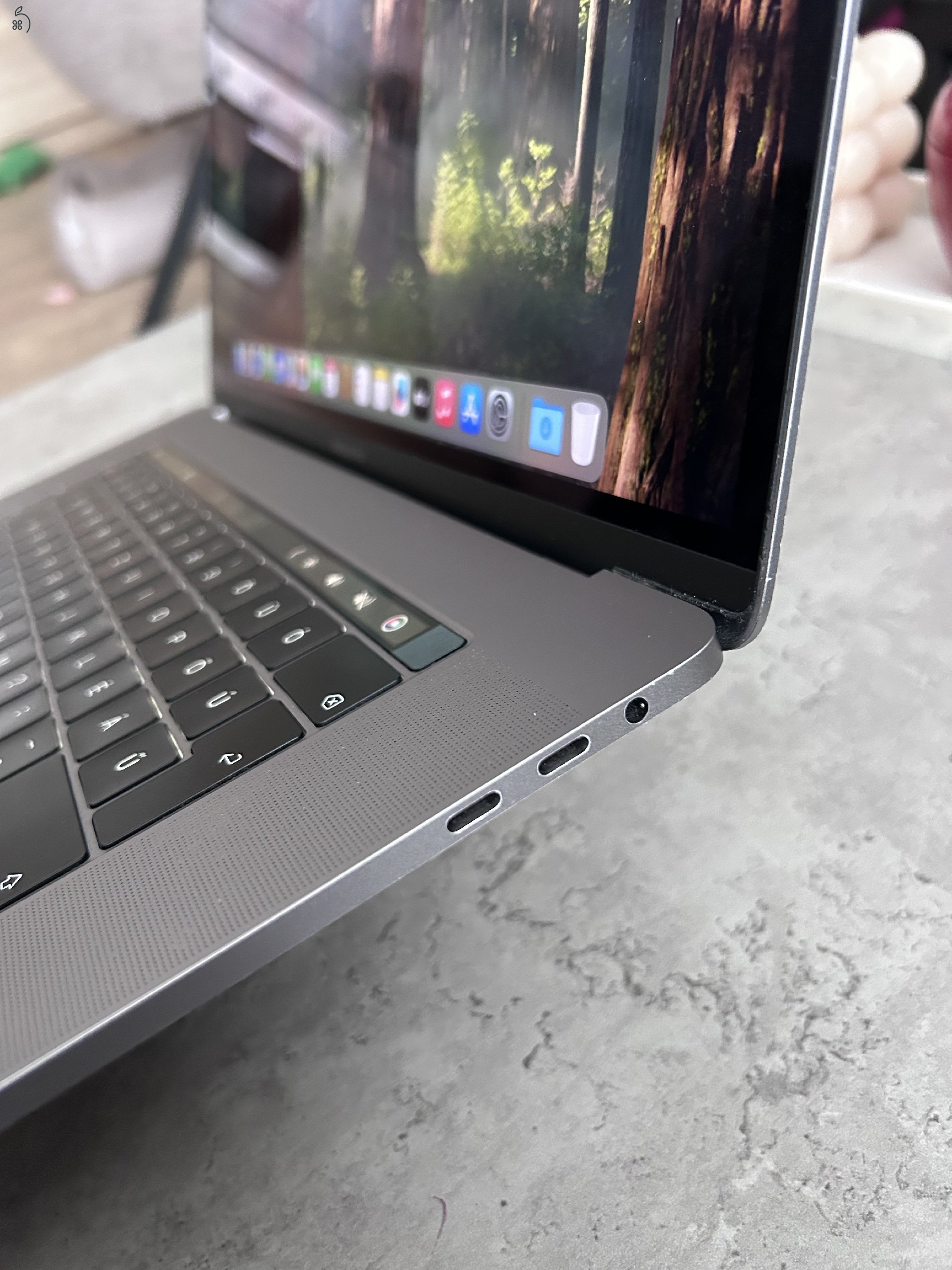 Macbook Pro 15” (2018)