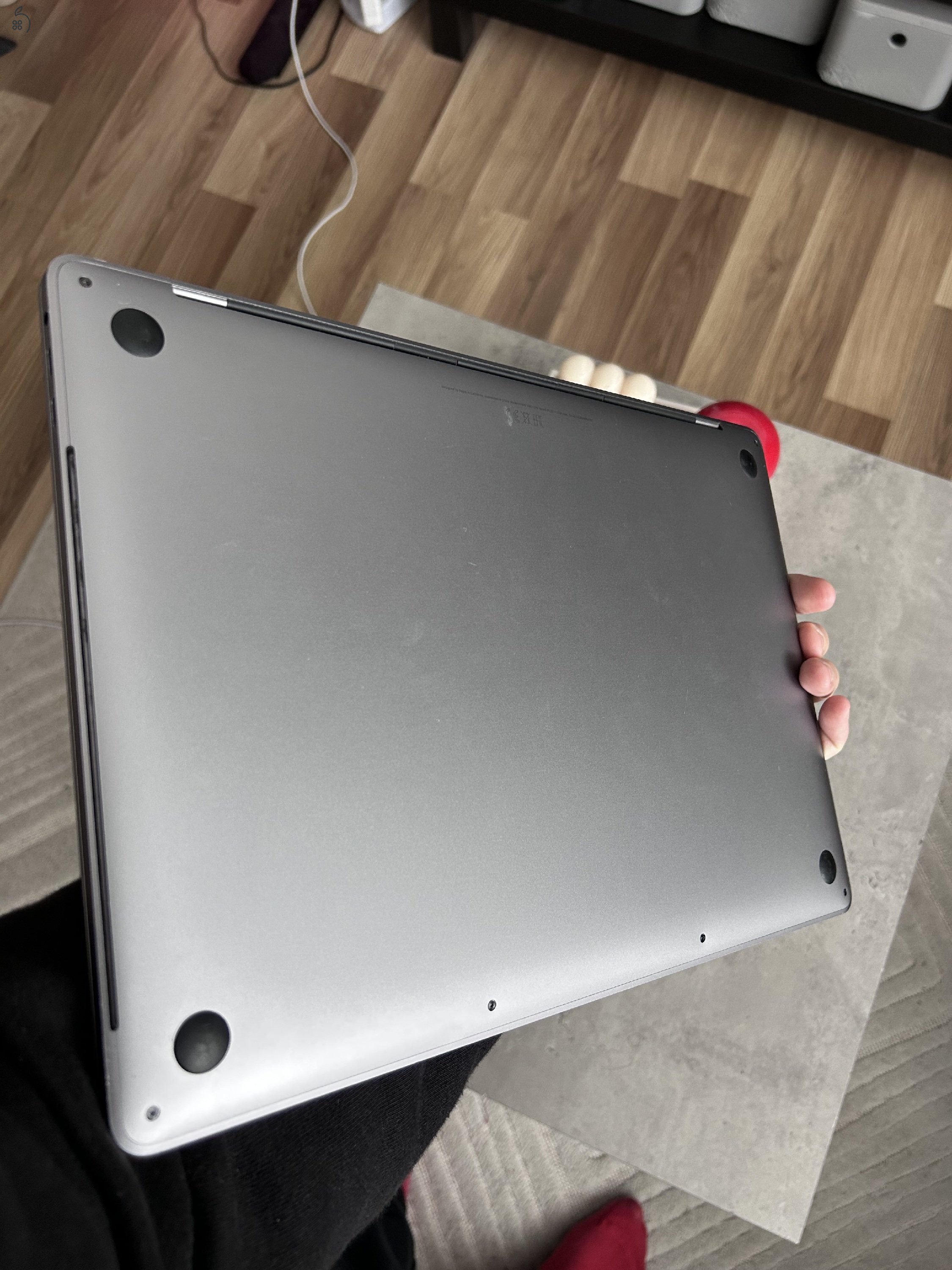 Macbook Pro 15” (2018)